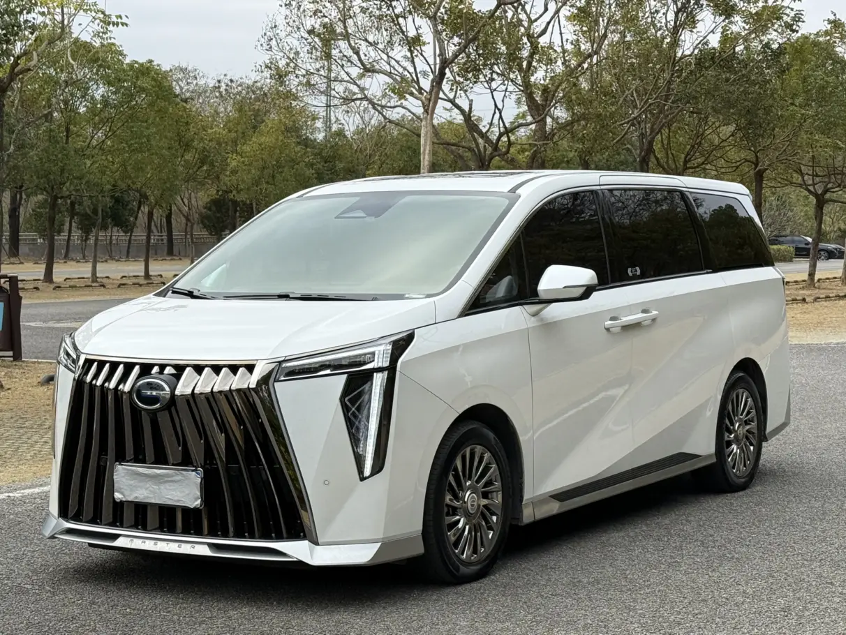 GAC Trumpchi M8  из Китая