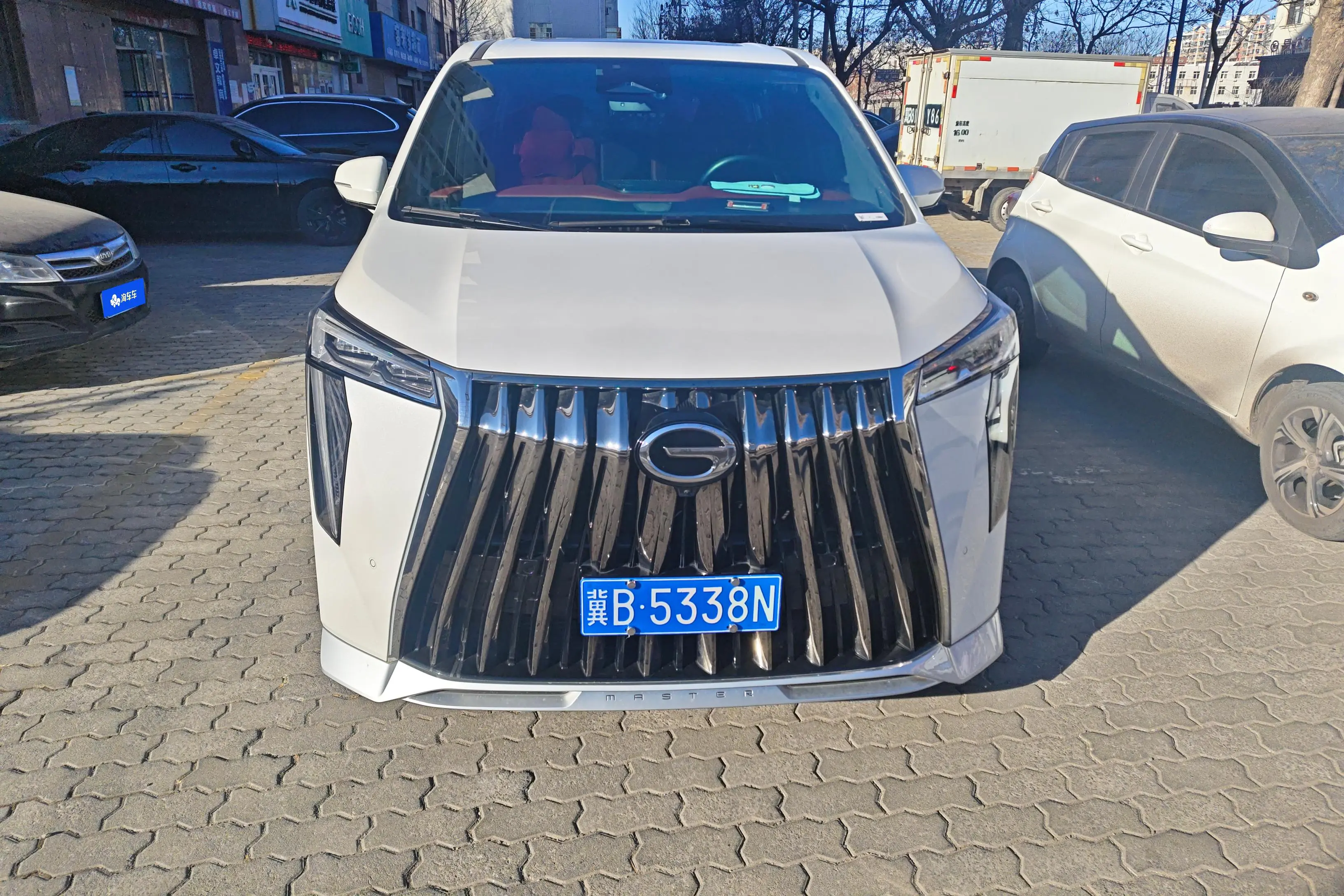 GAC Trumpchi M8  из Китая