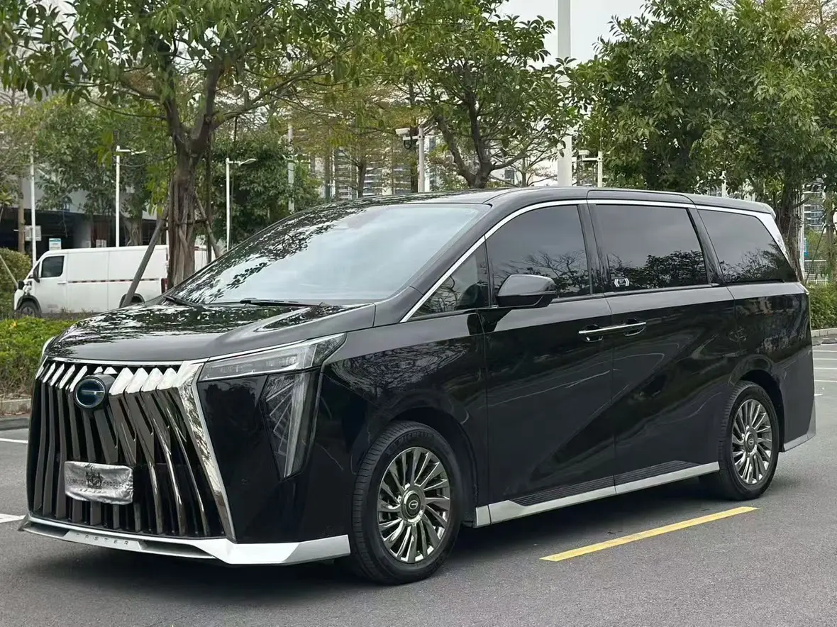 GAC Trumpchi M8  из Китая