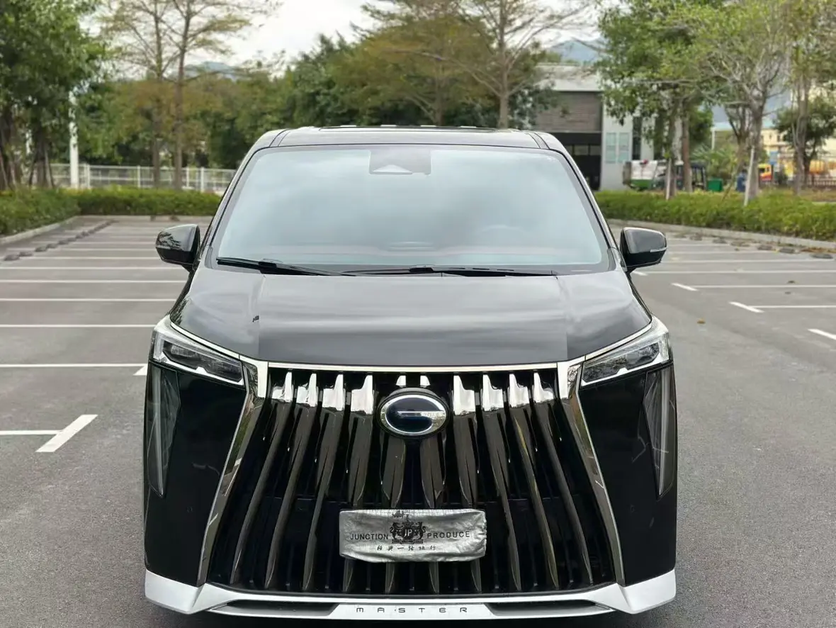 GAC Trumpchi M8  из Китая