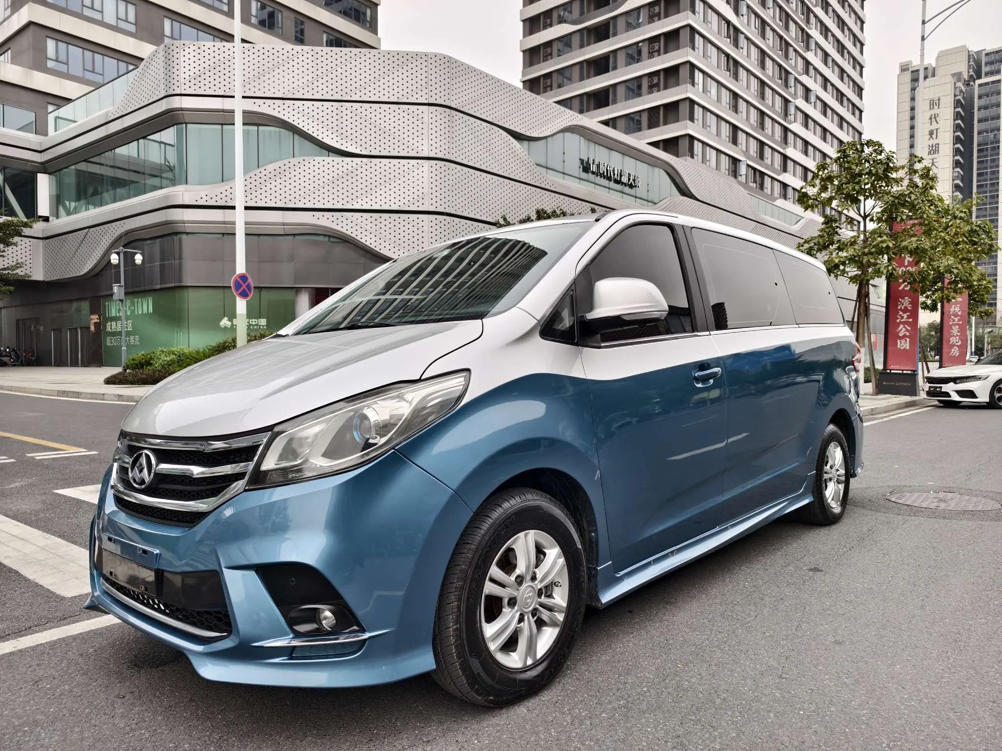 Datong Maxus G10  из Китая