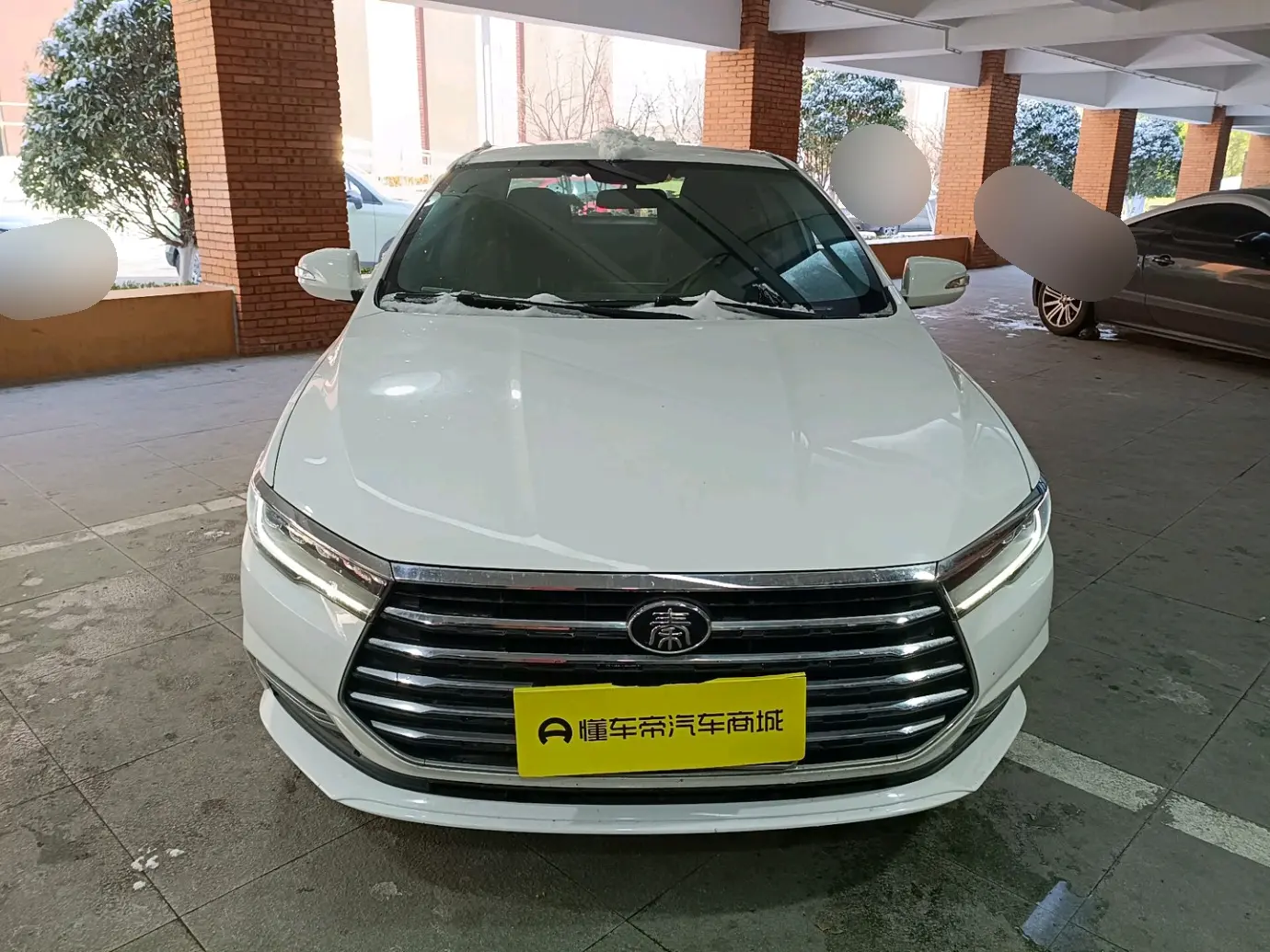 BYD Qin  из Китая