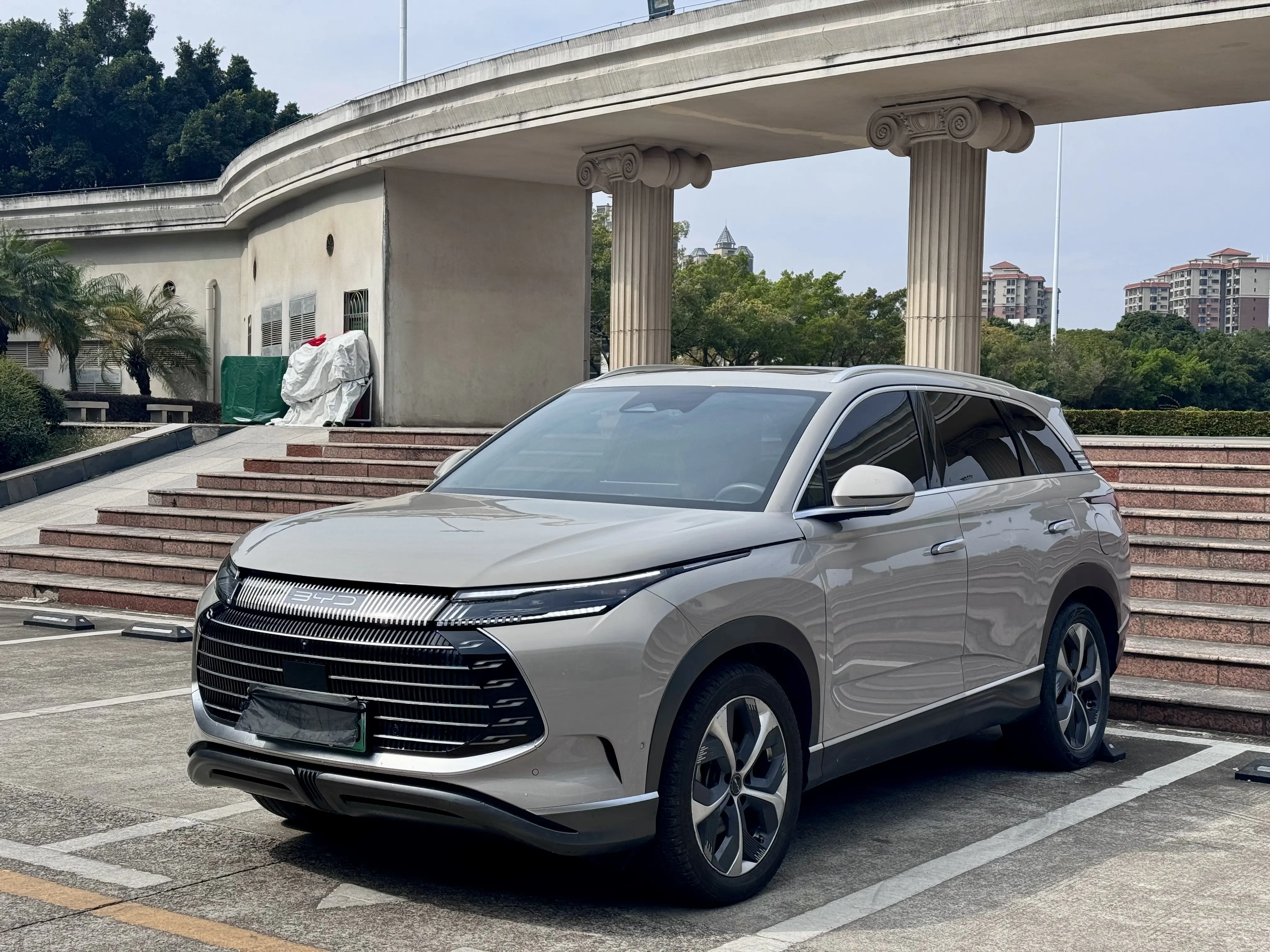 BYD Frigate 07  из Китая