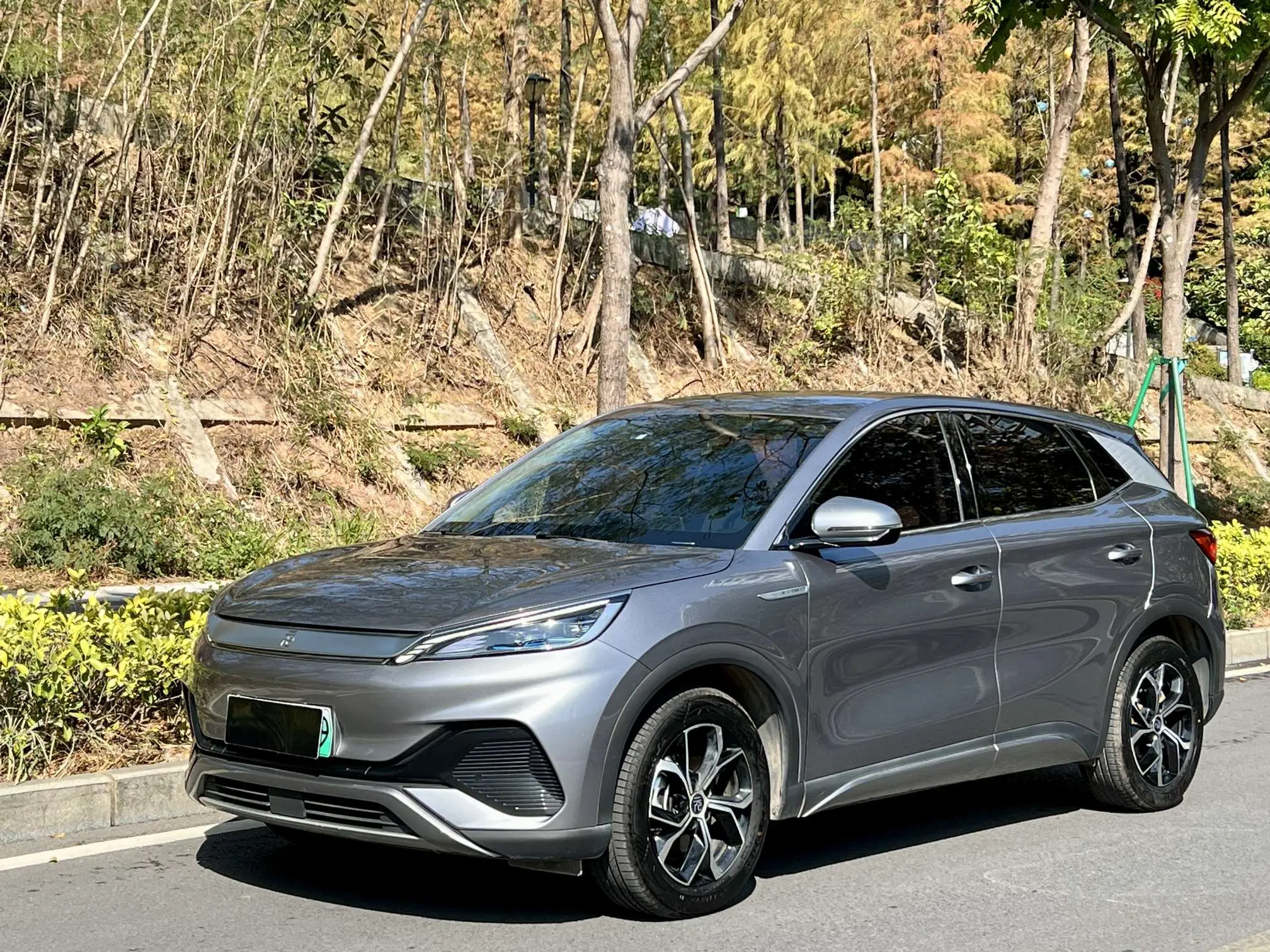 BYD Yuan PLUS  из Китая