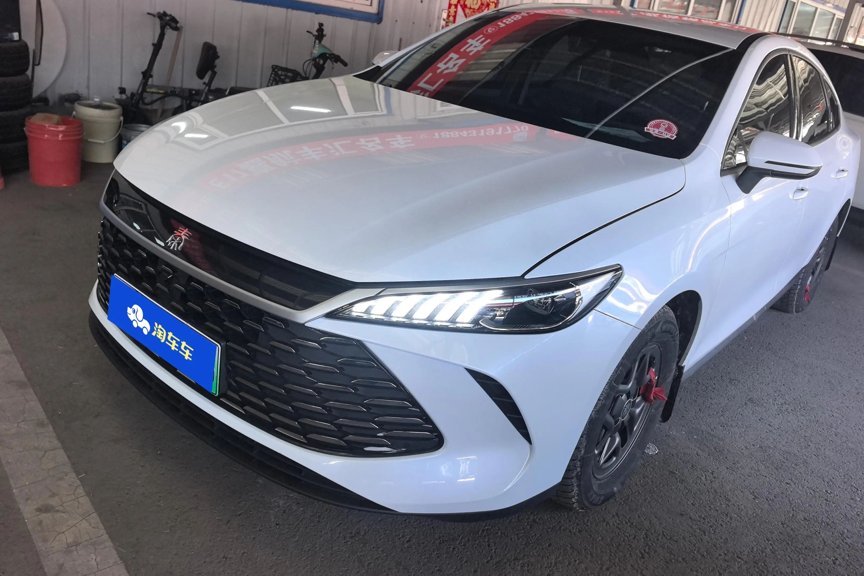BYD Qin PLUS DM  из Китая