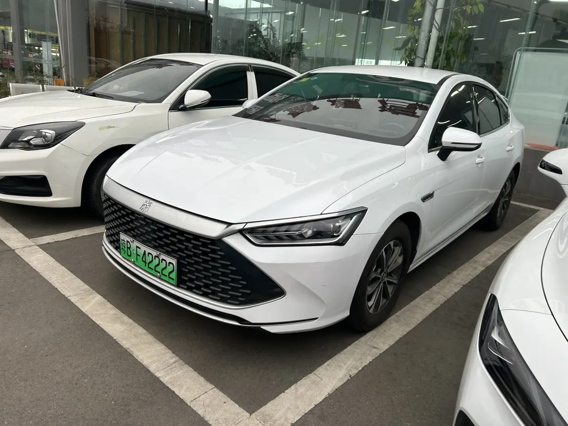 BYD Qin PLUS DM  из Китая
