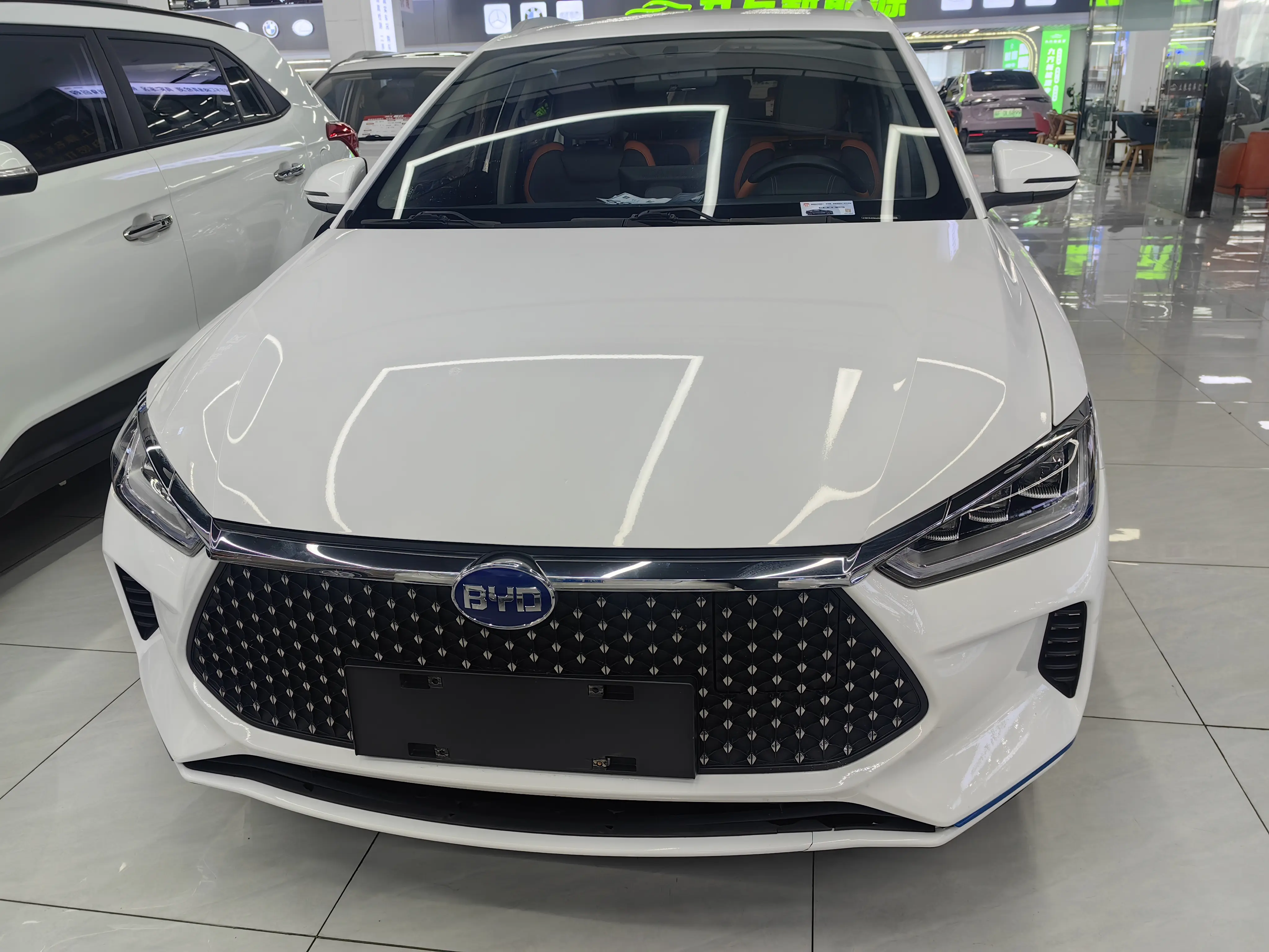 BYD e2  из Китая