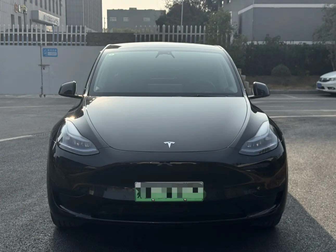 Tesla Model Y  из Китая