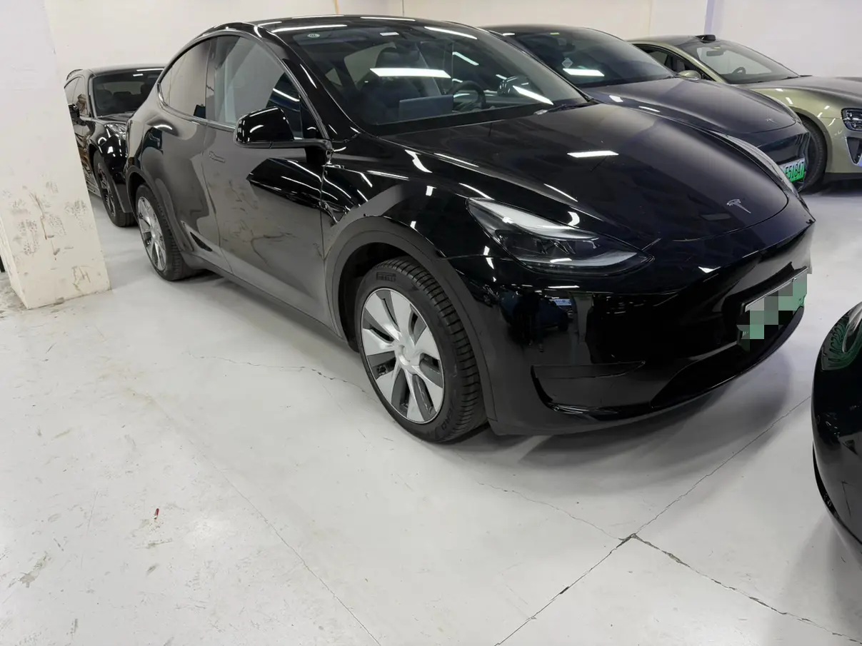 Tesla Model Y  из Китая