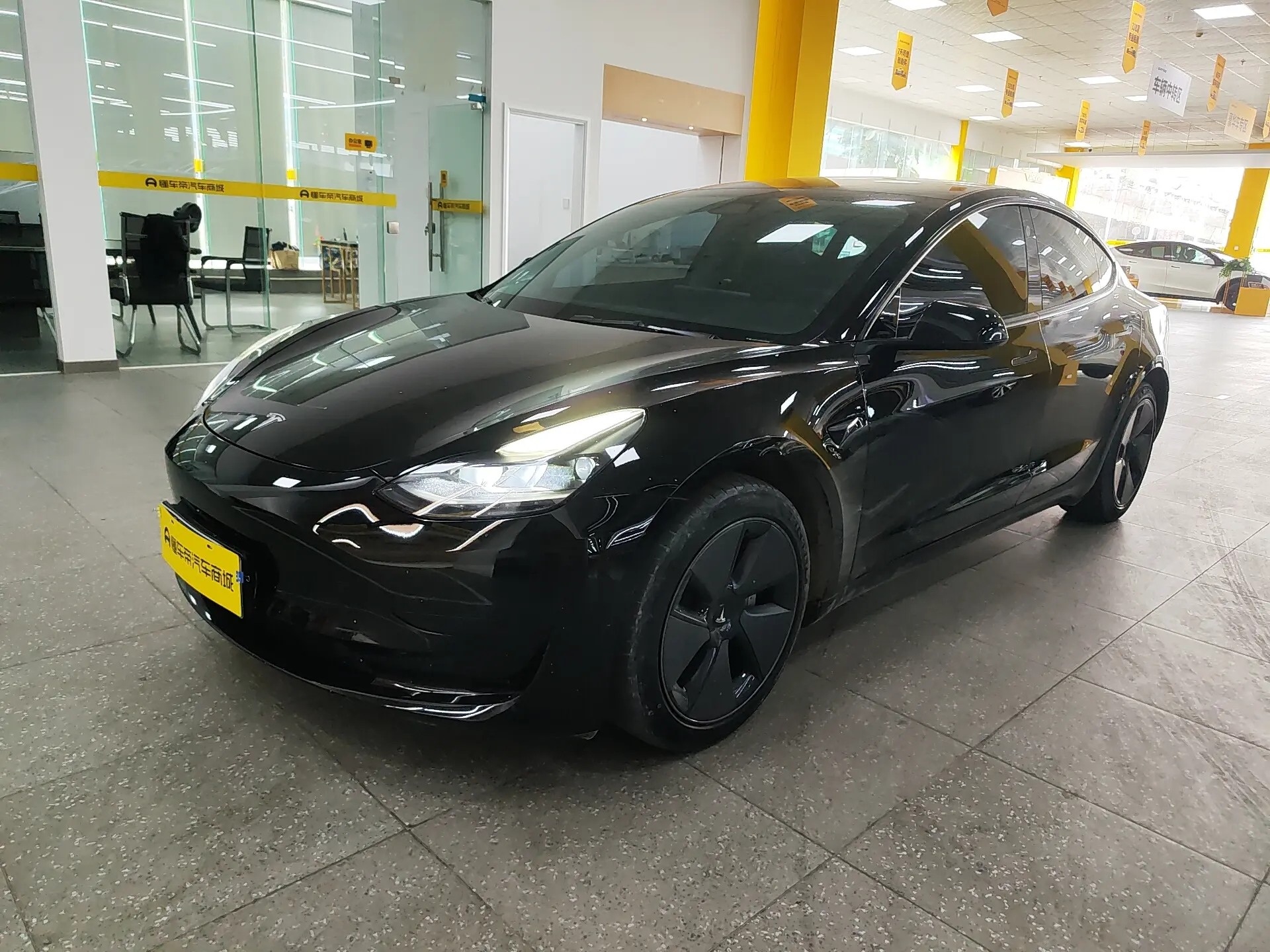 Tesla Model 3  из Китая