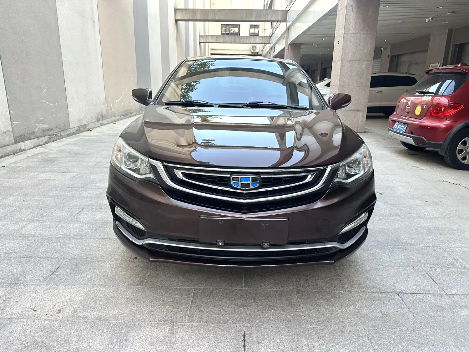 Geely Vision  из Китая