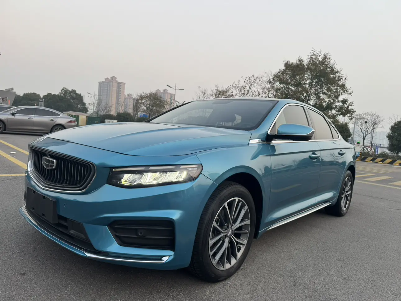 Geely Xing Rui  из Китая