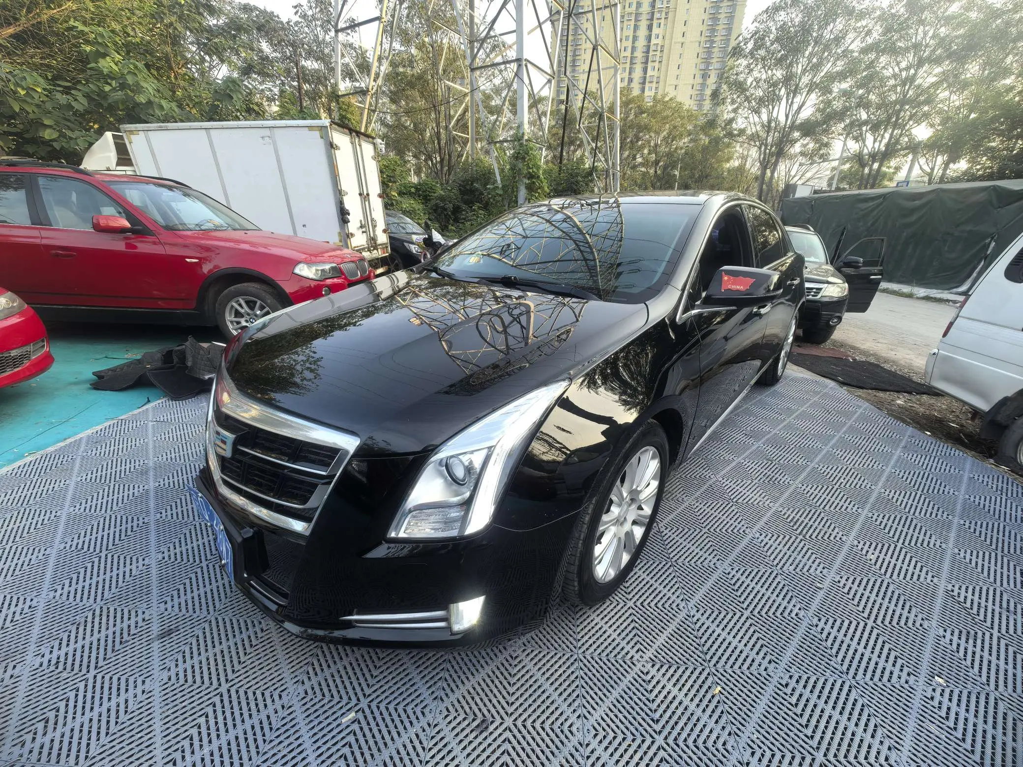 Cadillac XTS  из Китая
