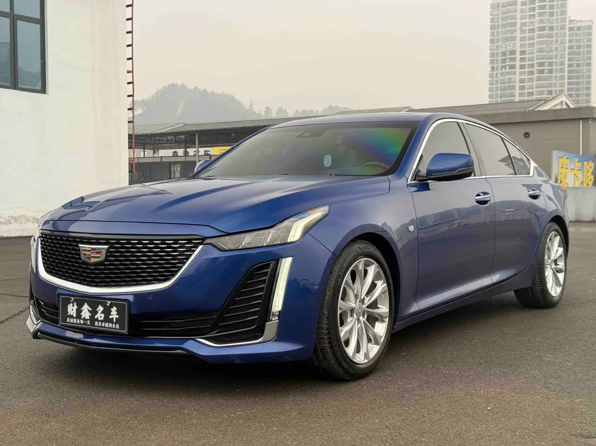 Cadillac CT5  из Китая