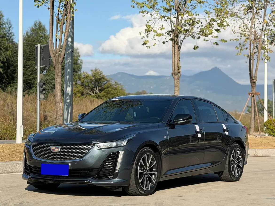 Cadillac CT5  из Китая
