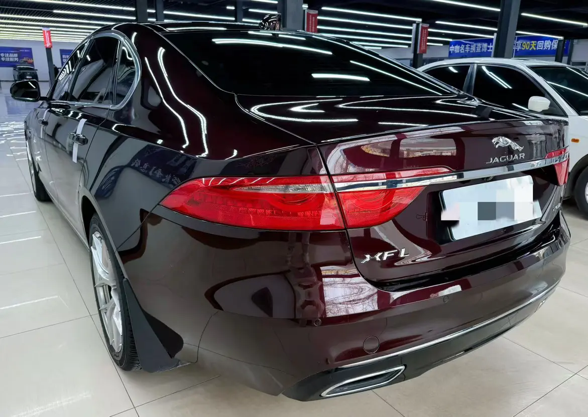 Jaguar XFL  из Китая