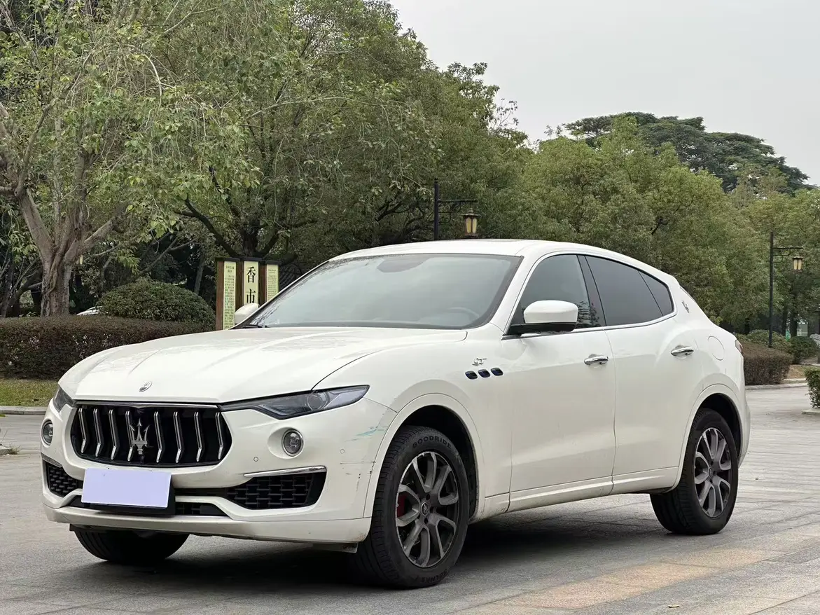 Maserati Levante  из Китая