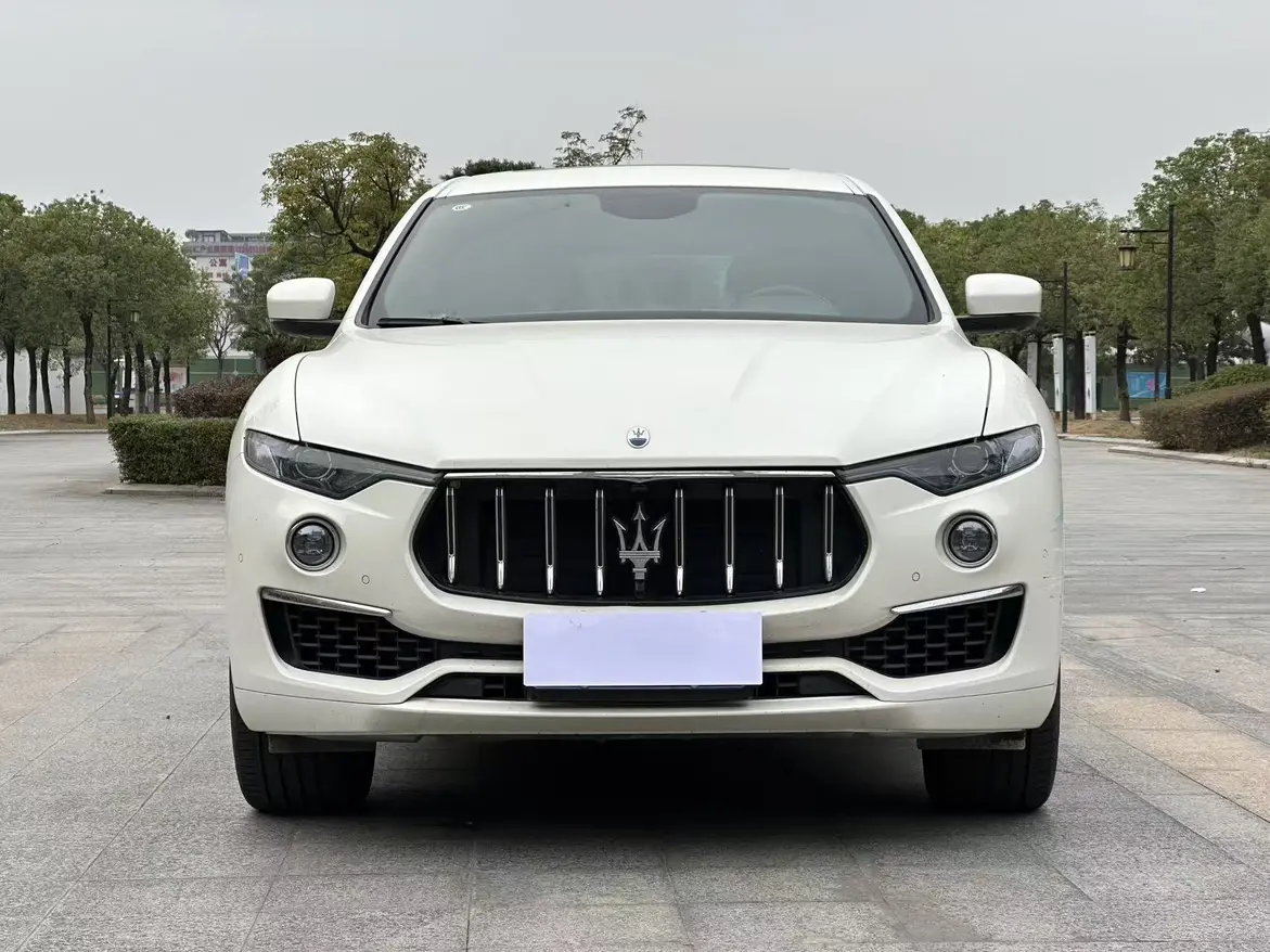 Maserati Levante  из Китая