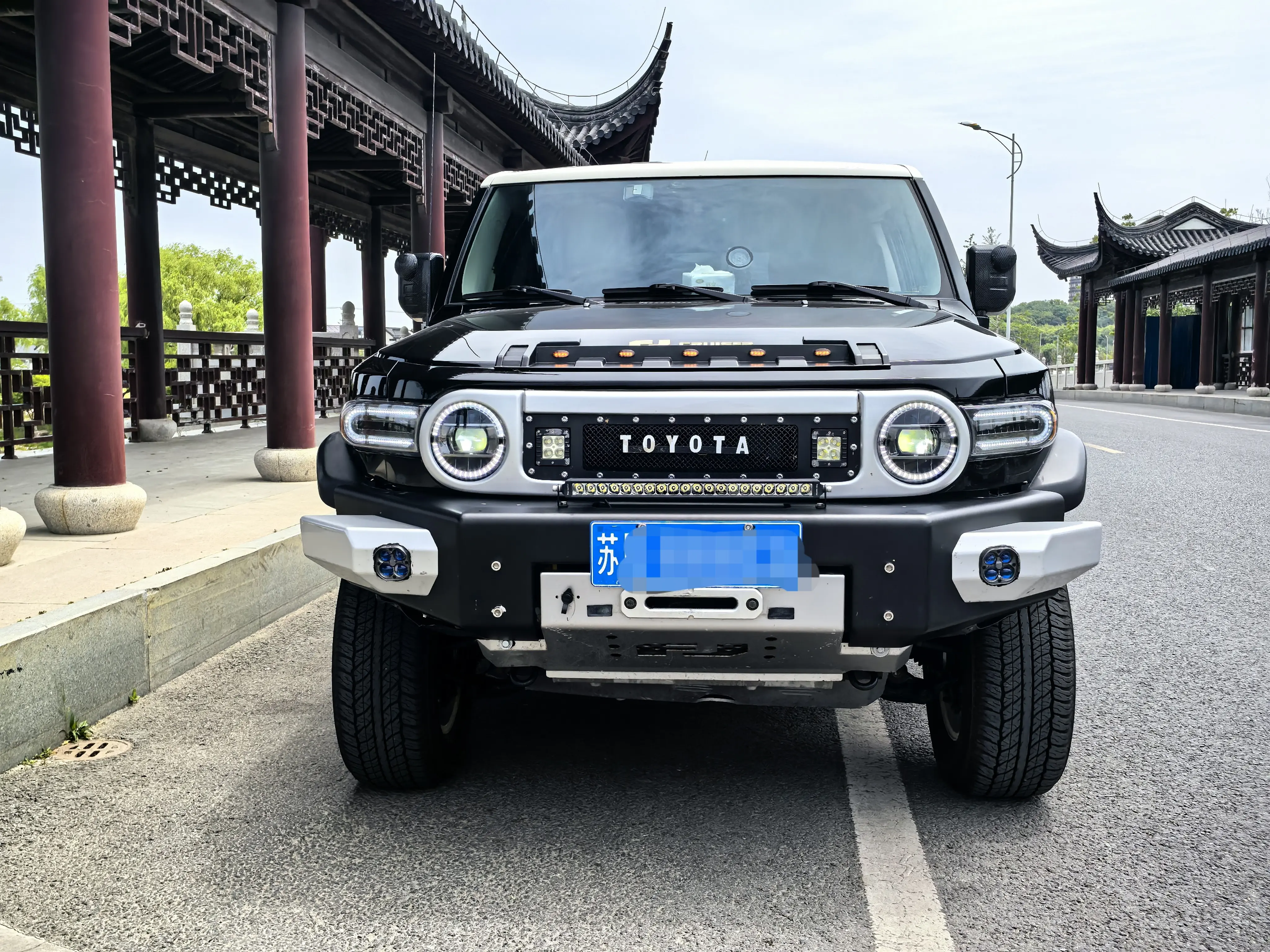 Toyota FJ Cruiser  из Китая