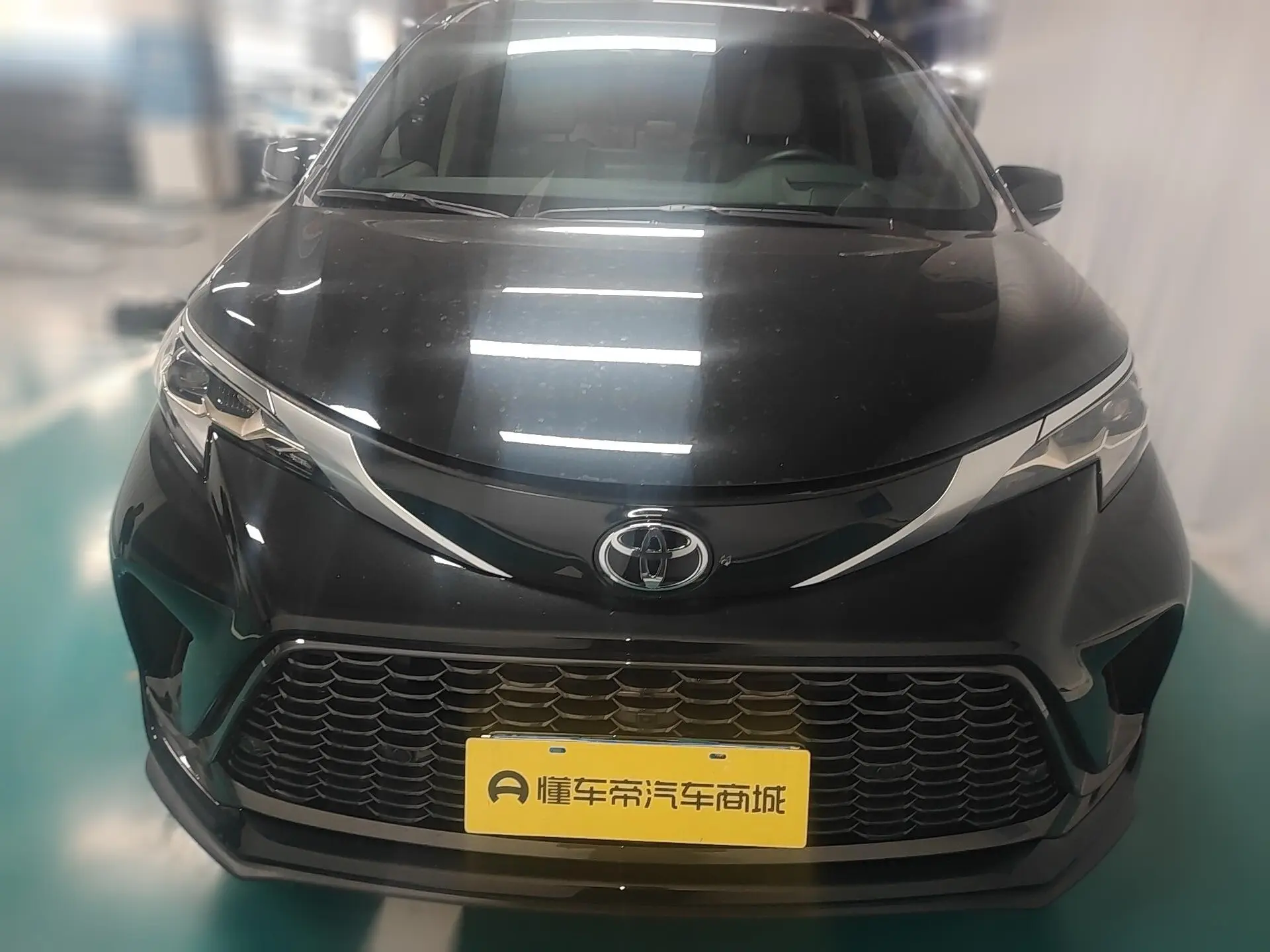 Toyota Granvia  из Китая