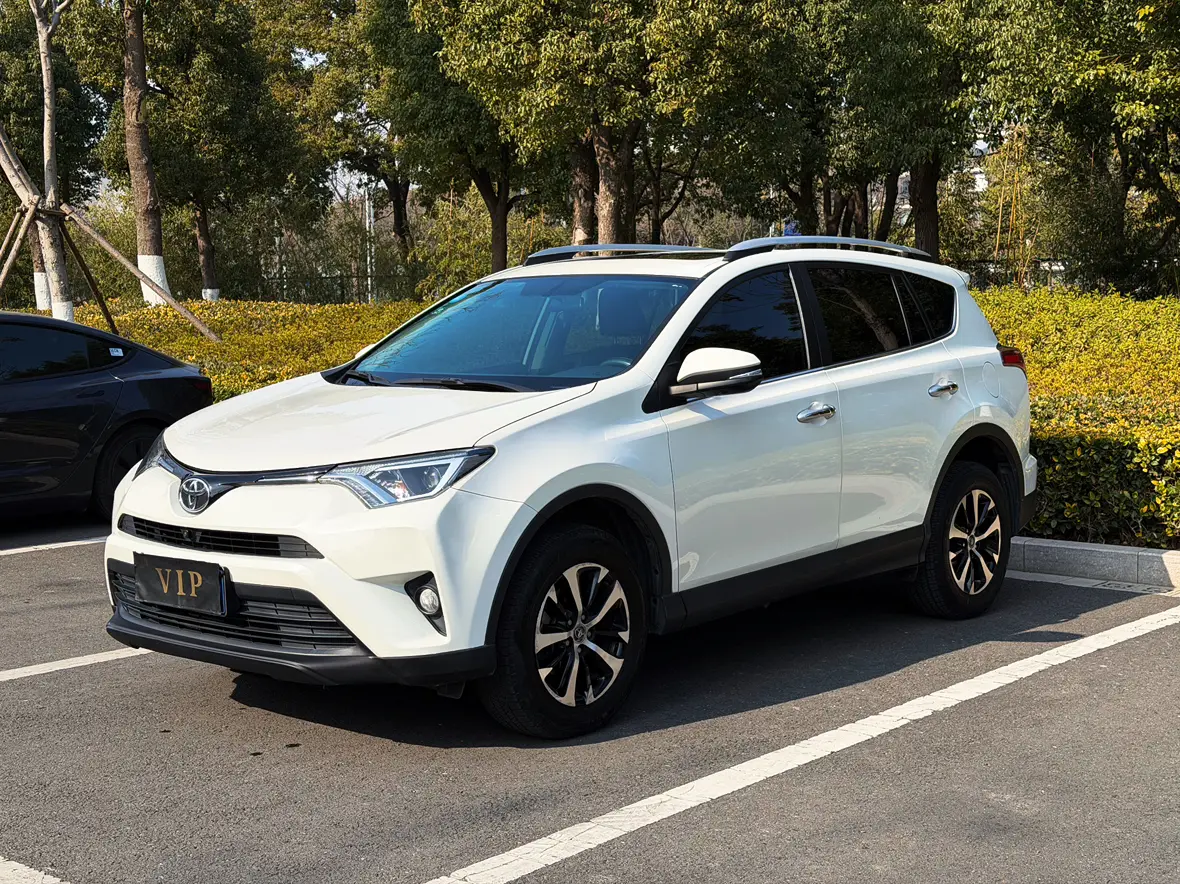 Toyota RAV4  из Китая