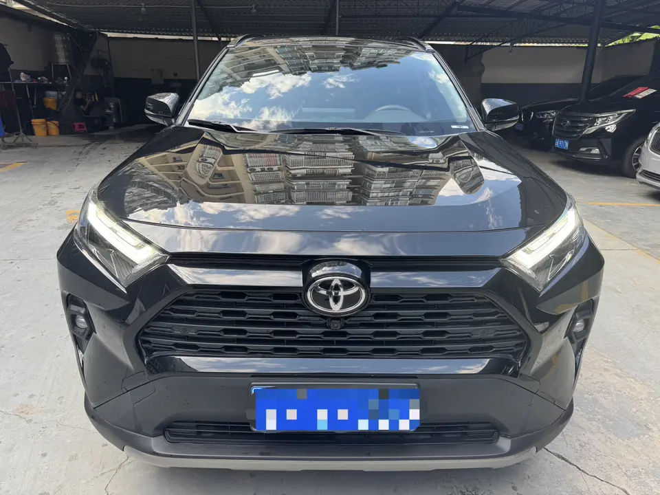 Toyota RAV4  из Китая