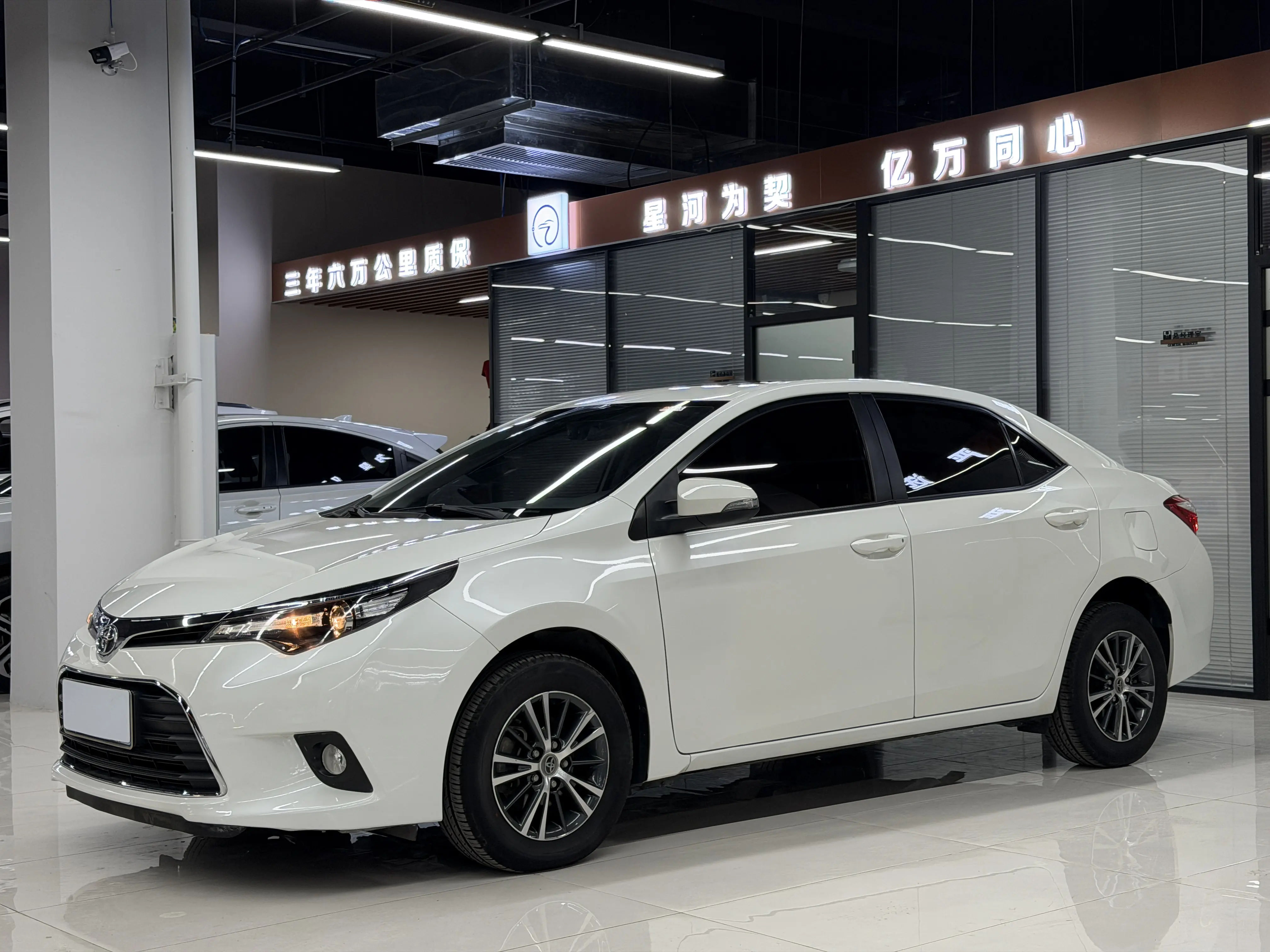 Toyota Levin (Lei Ling)  из Китая