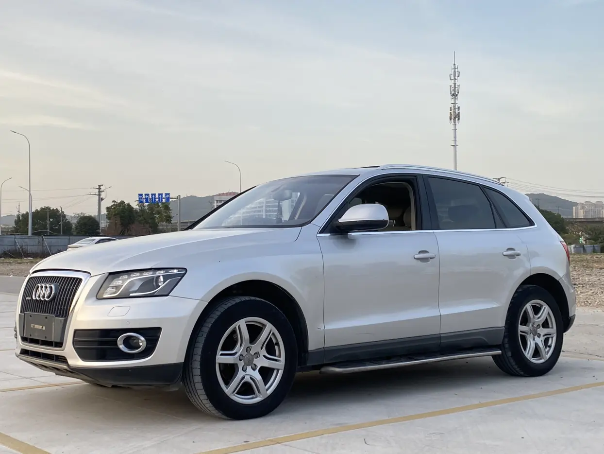 Audi Q5  из Китая