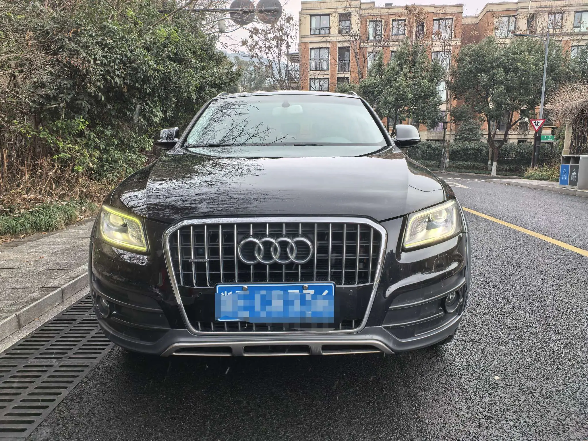 Audi Q5  из Китая
