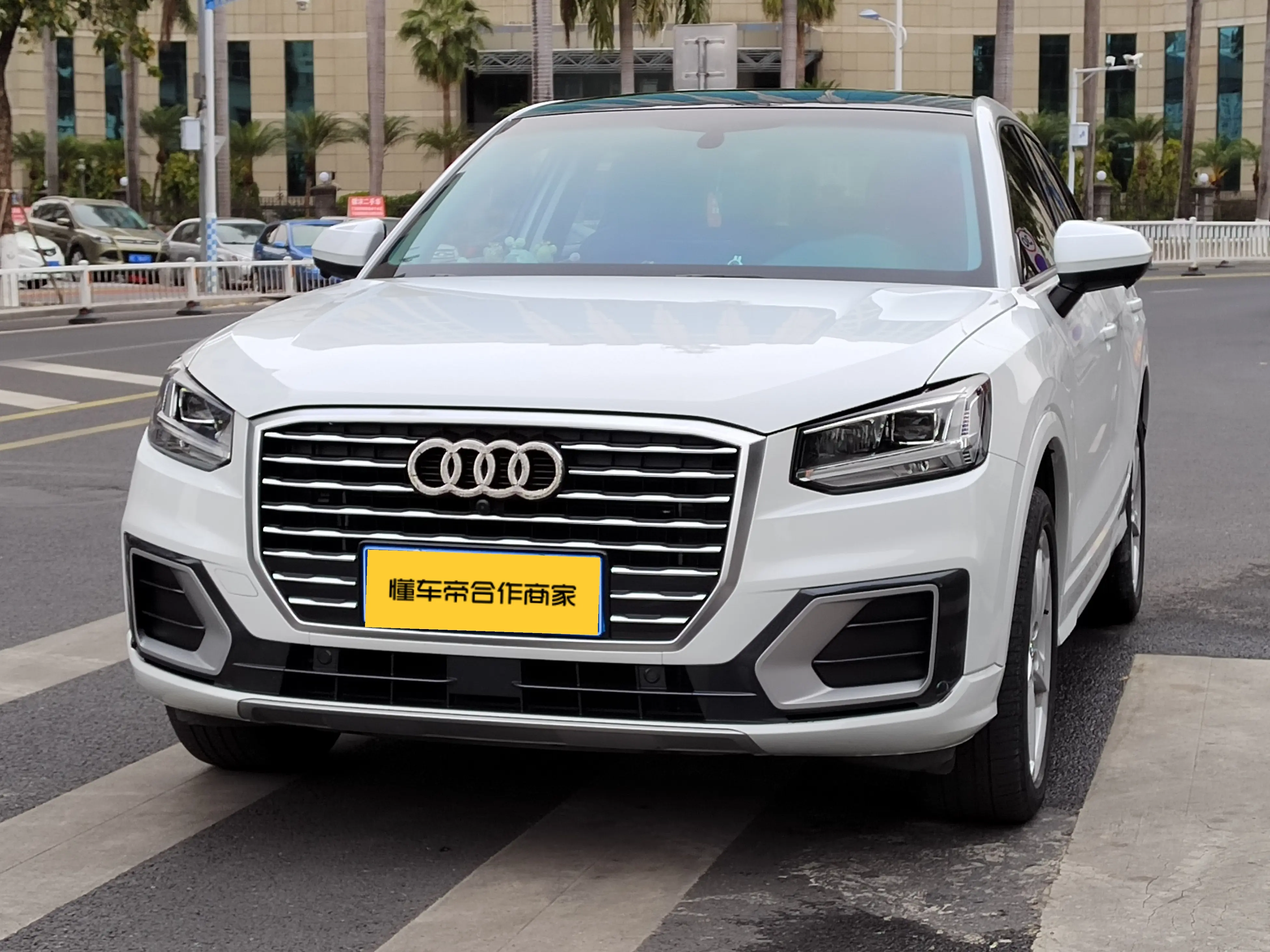 Audi Q2L  из Китая