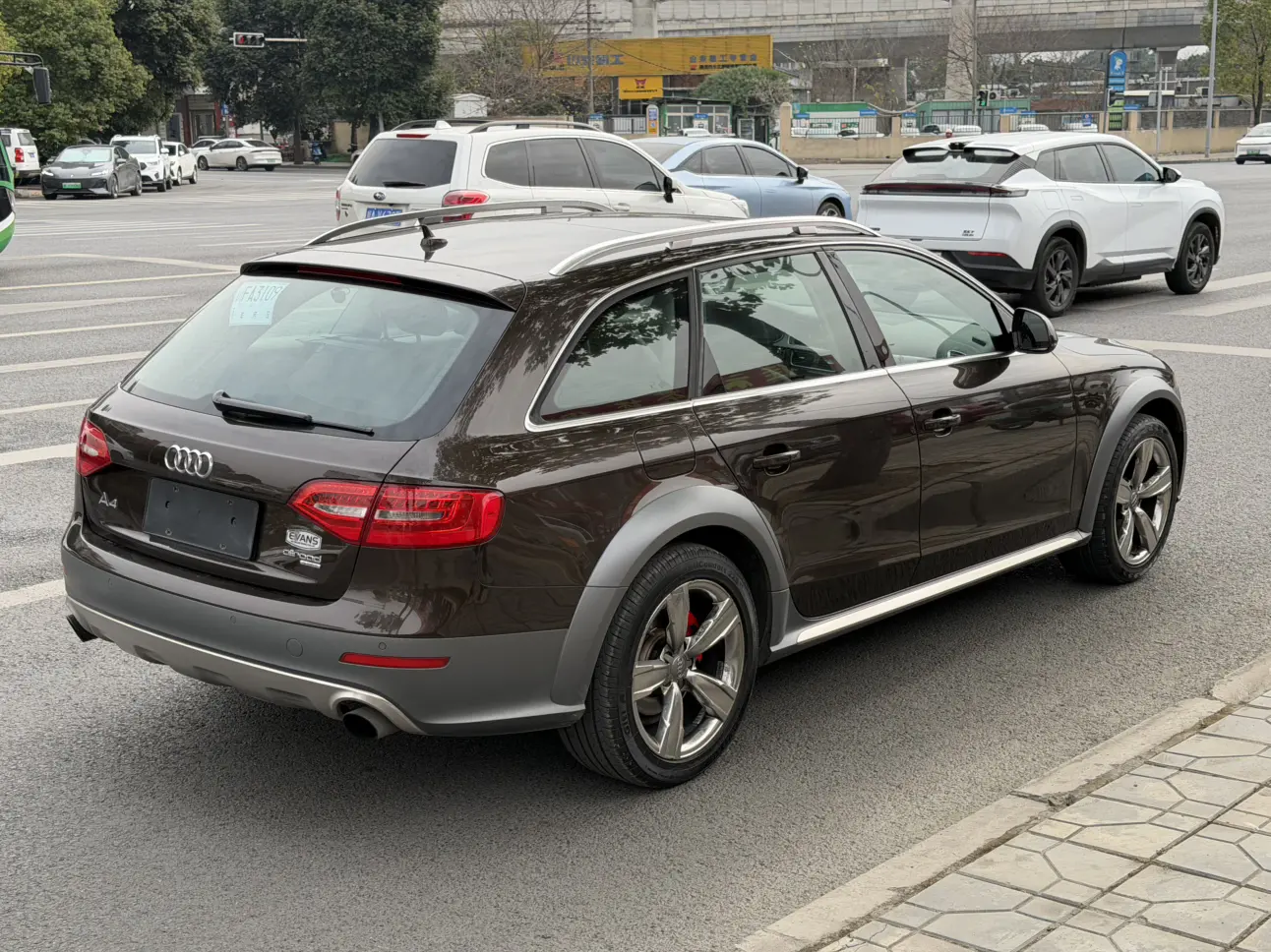 Audi A4  из Китая