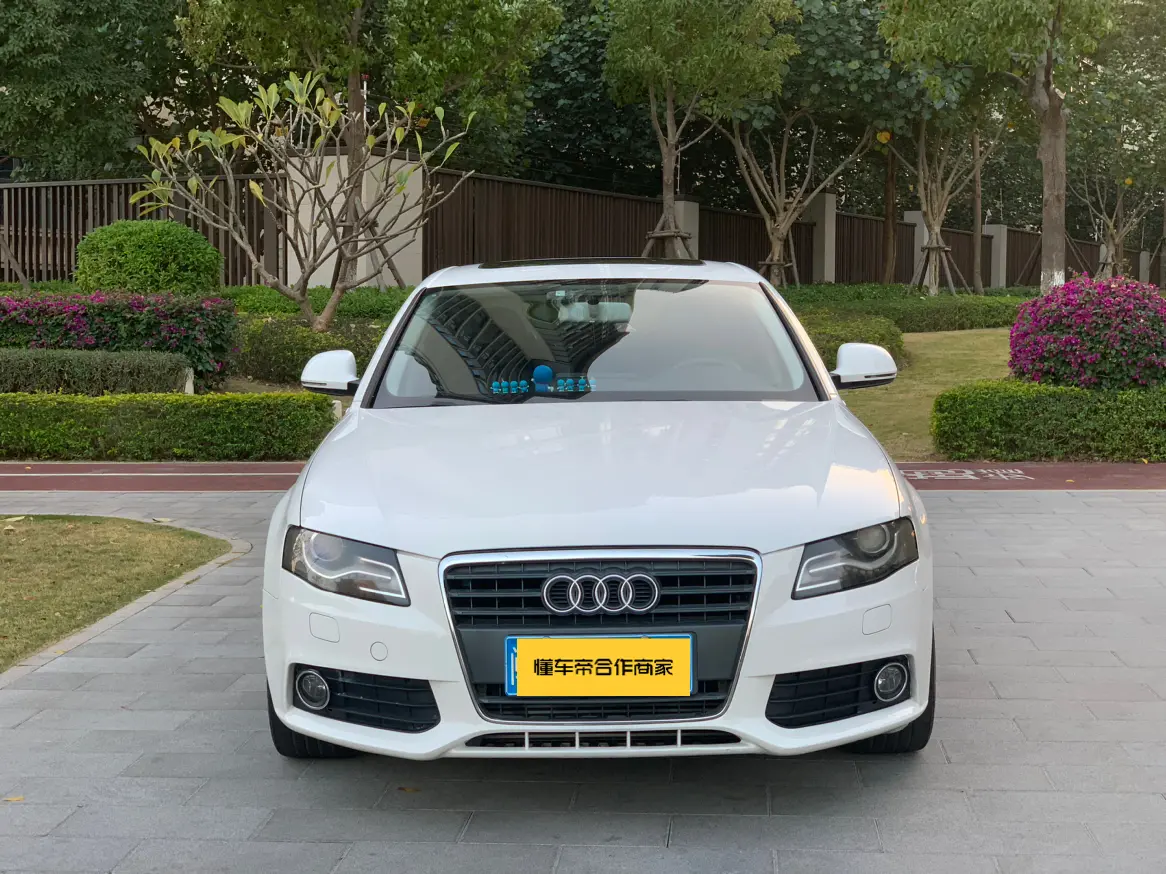 Audi A4L  из Китая