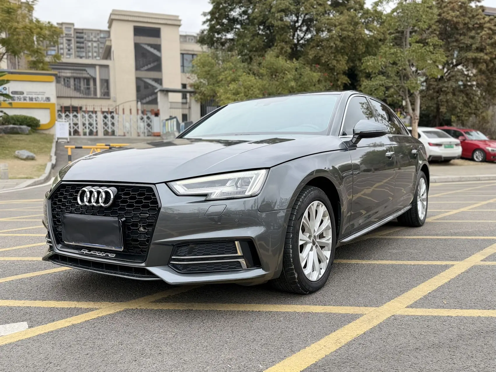 Audi A4L  из Китая