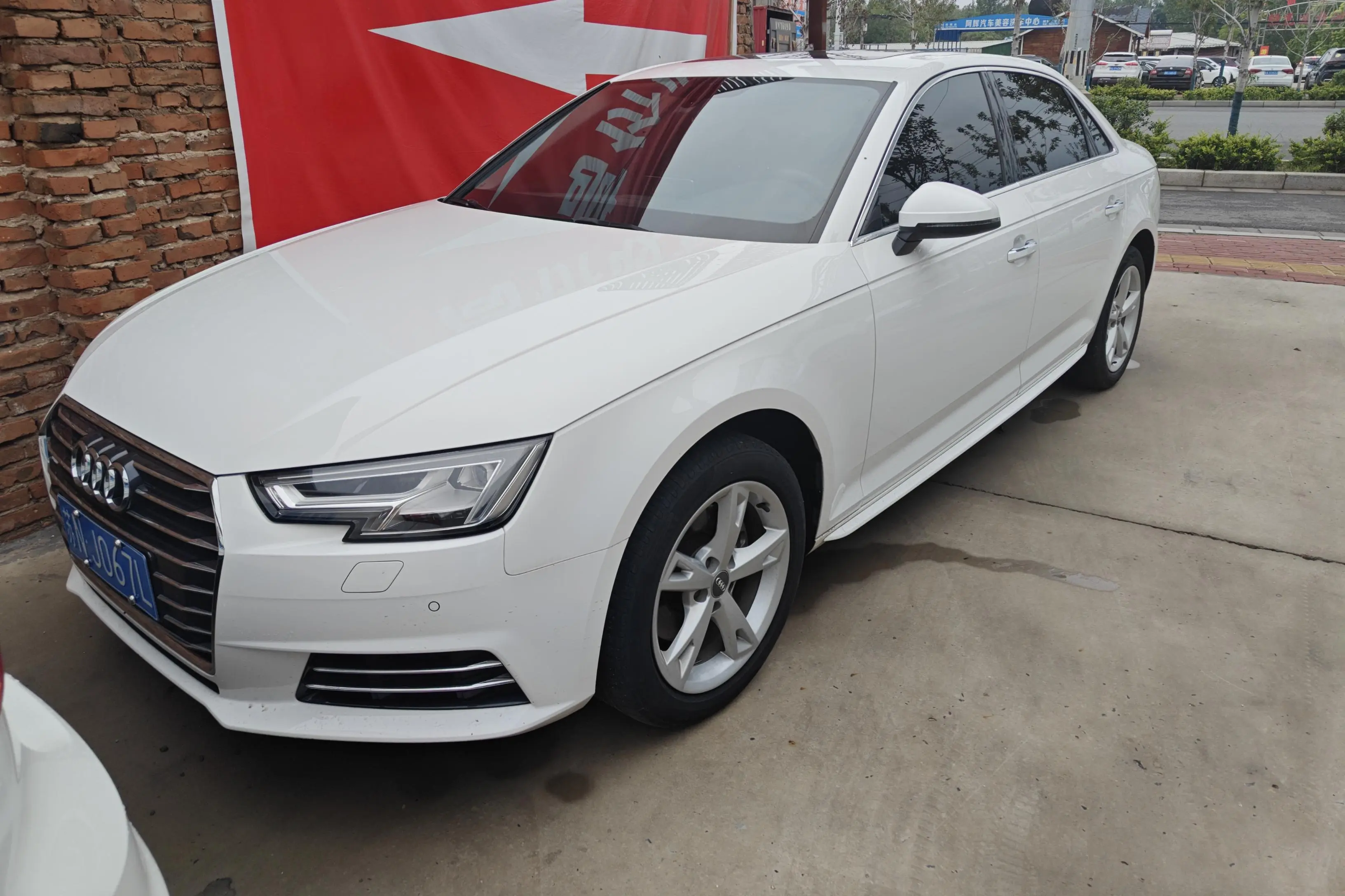 Audi A4L  из Китая