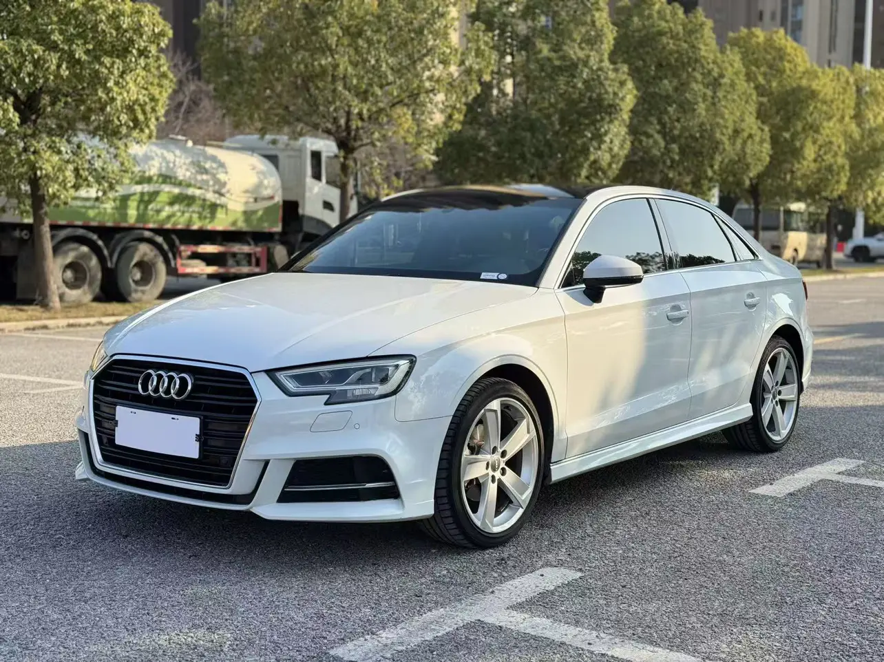 Audi A3  из Китая