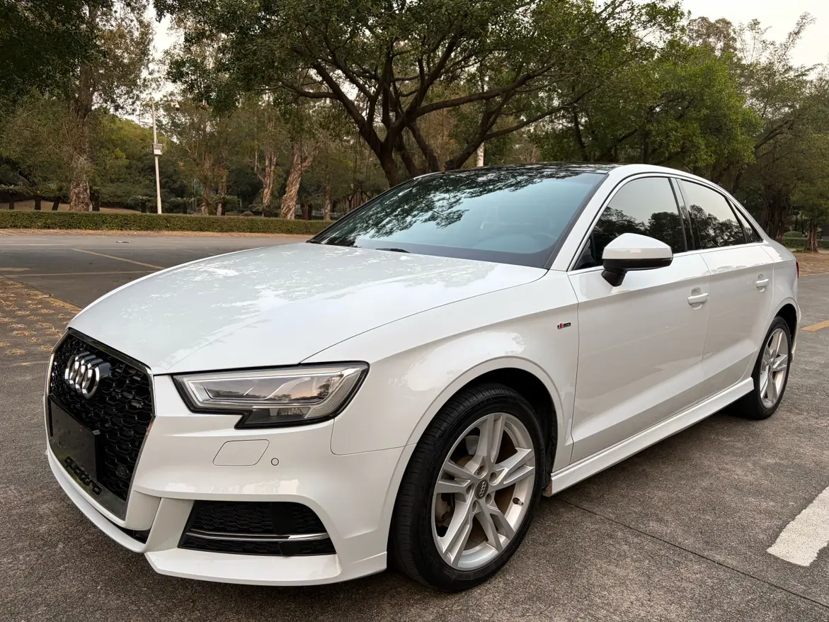 Audi A3  из Китая
