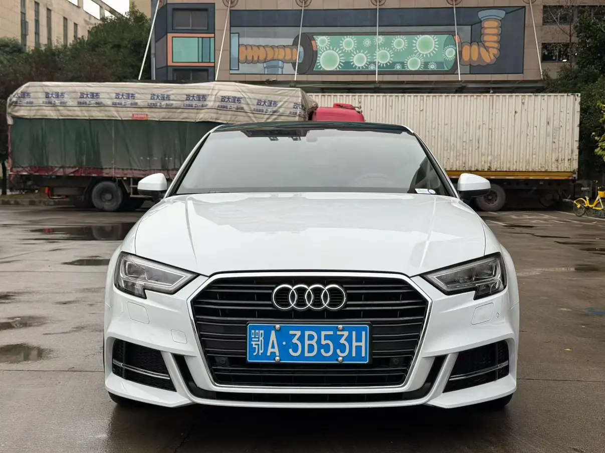 Audi A3  из Китая