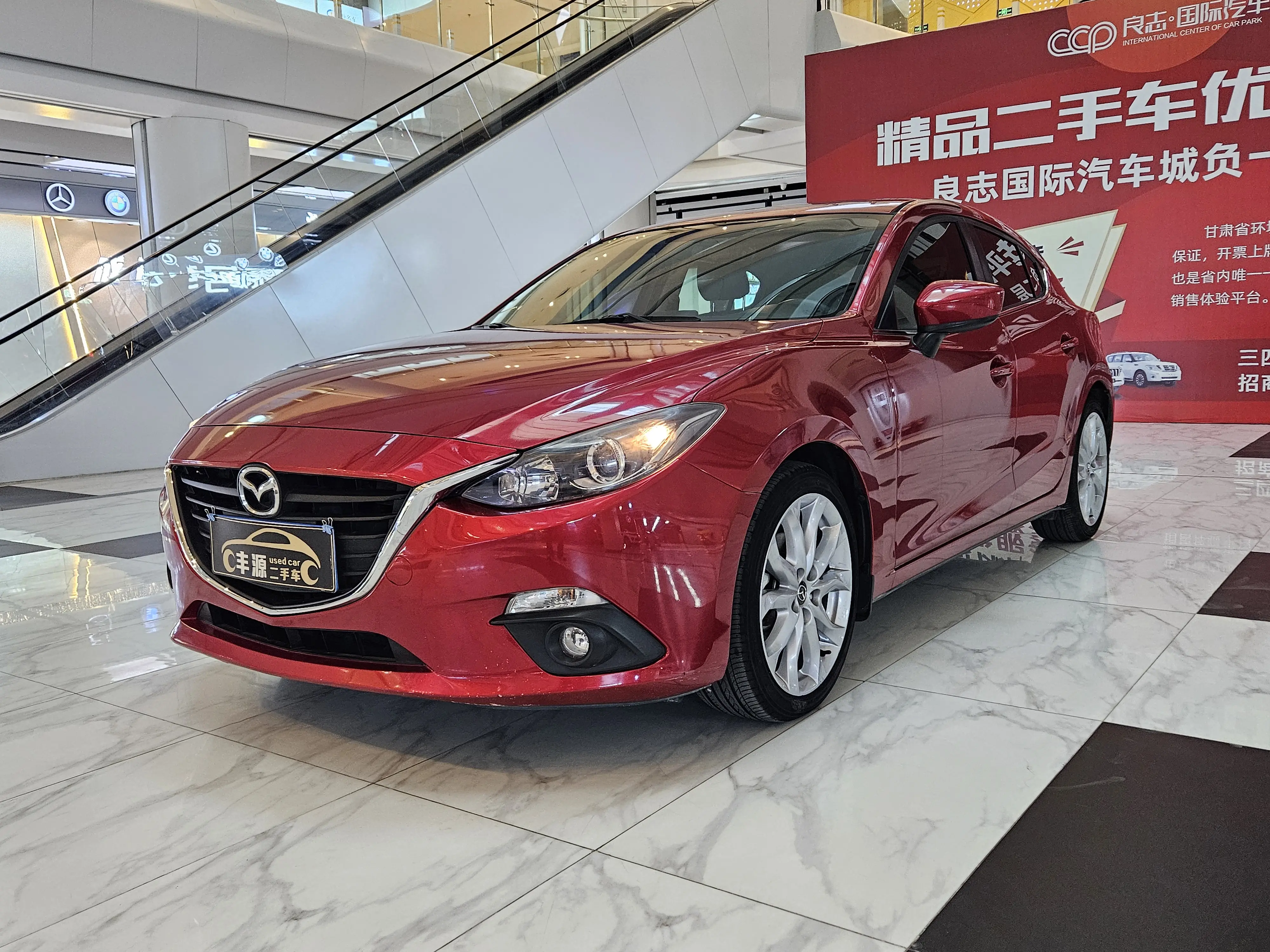 Mazda Axela (Mazda3)  из Китая