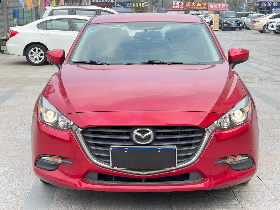Mazda Axela (Mazda3)  из Китая