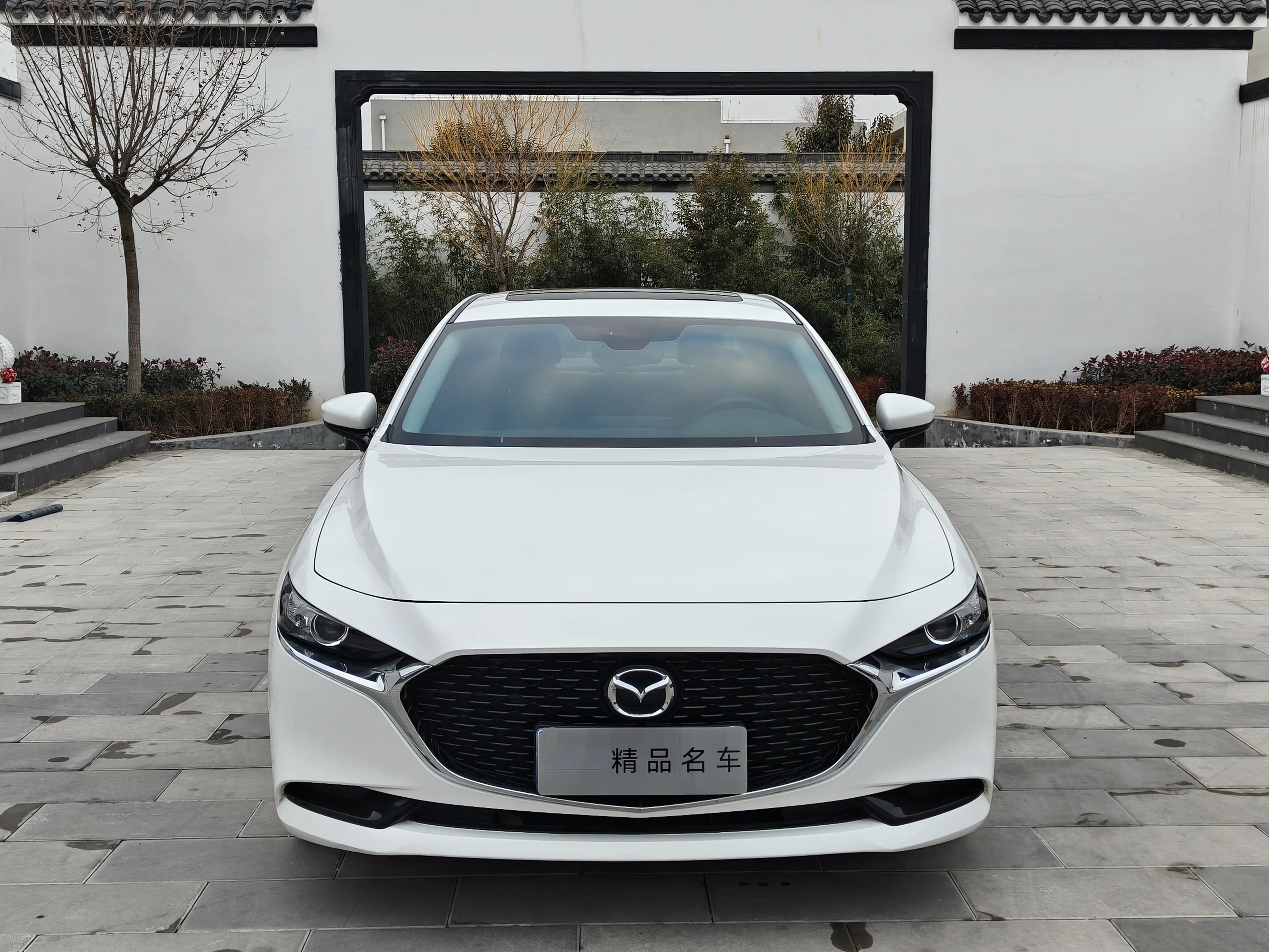 Mazda Axela (Mazda3)  из Китая