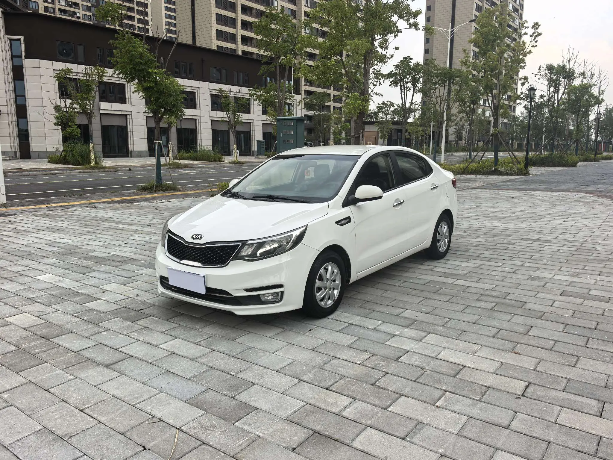 Kia K2  из Китая