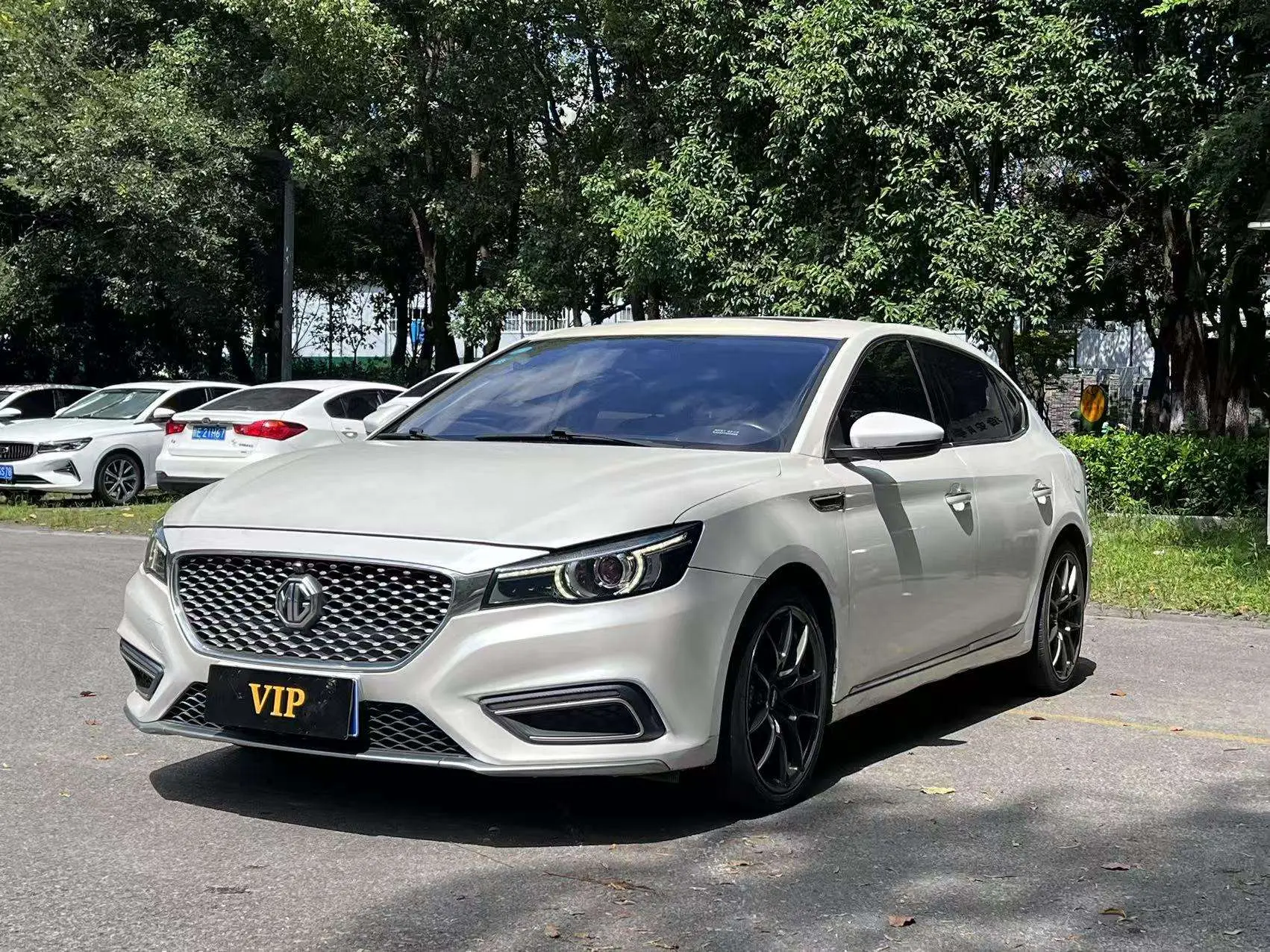 MG 6  из Китая