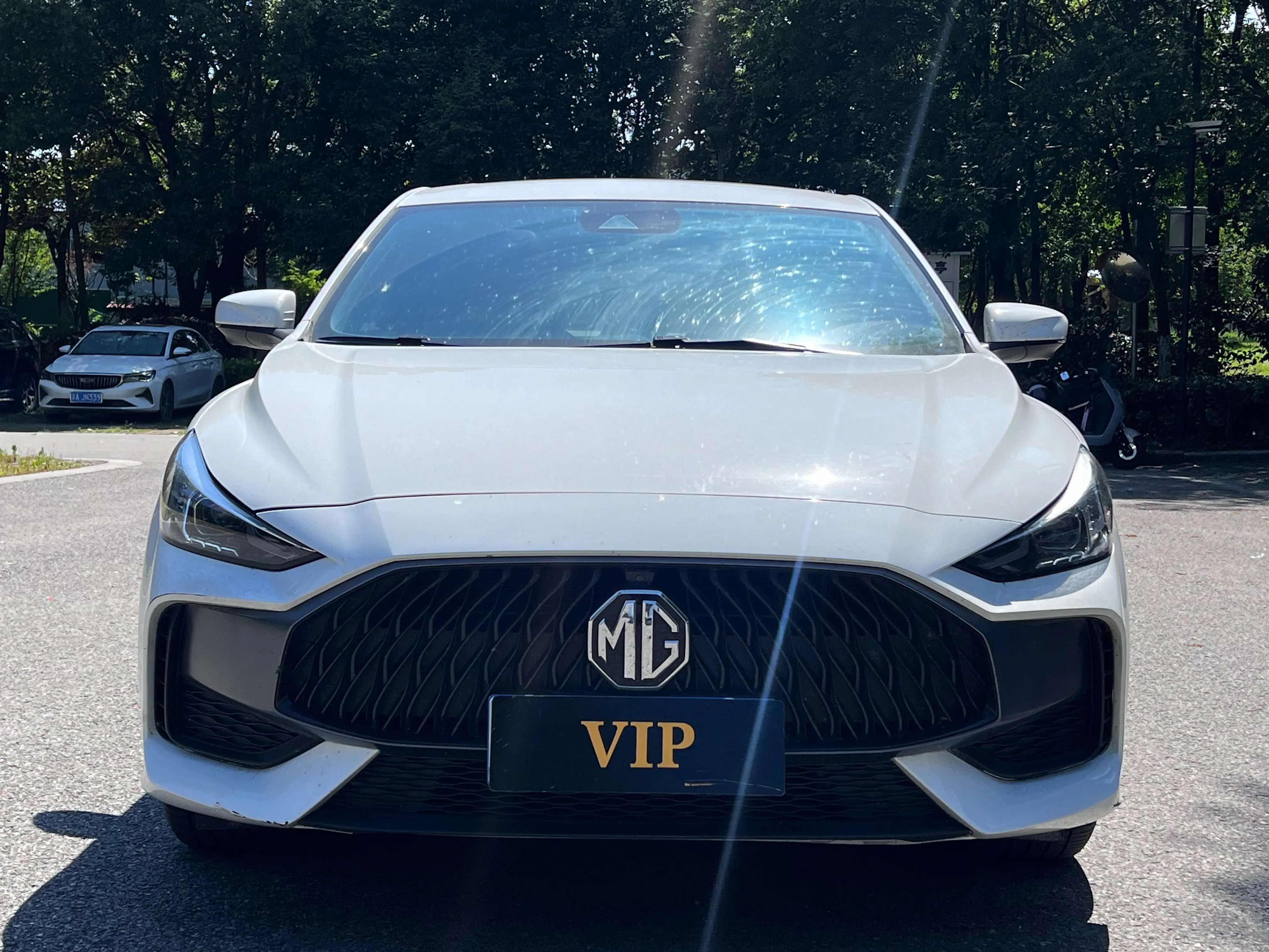 MG 5  из Китая