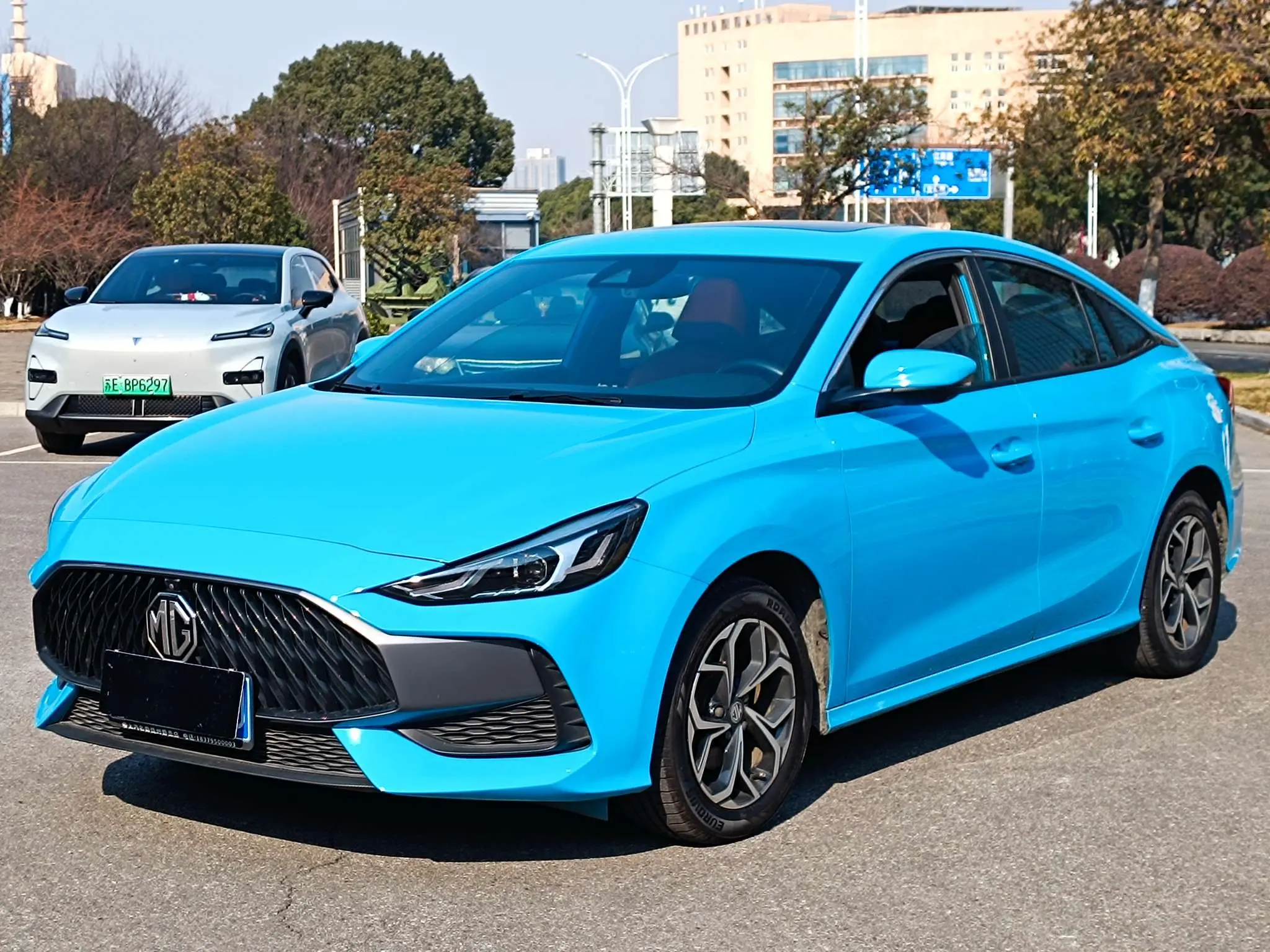 MG 5  из Китая