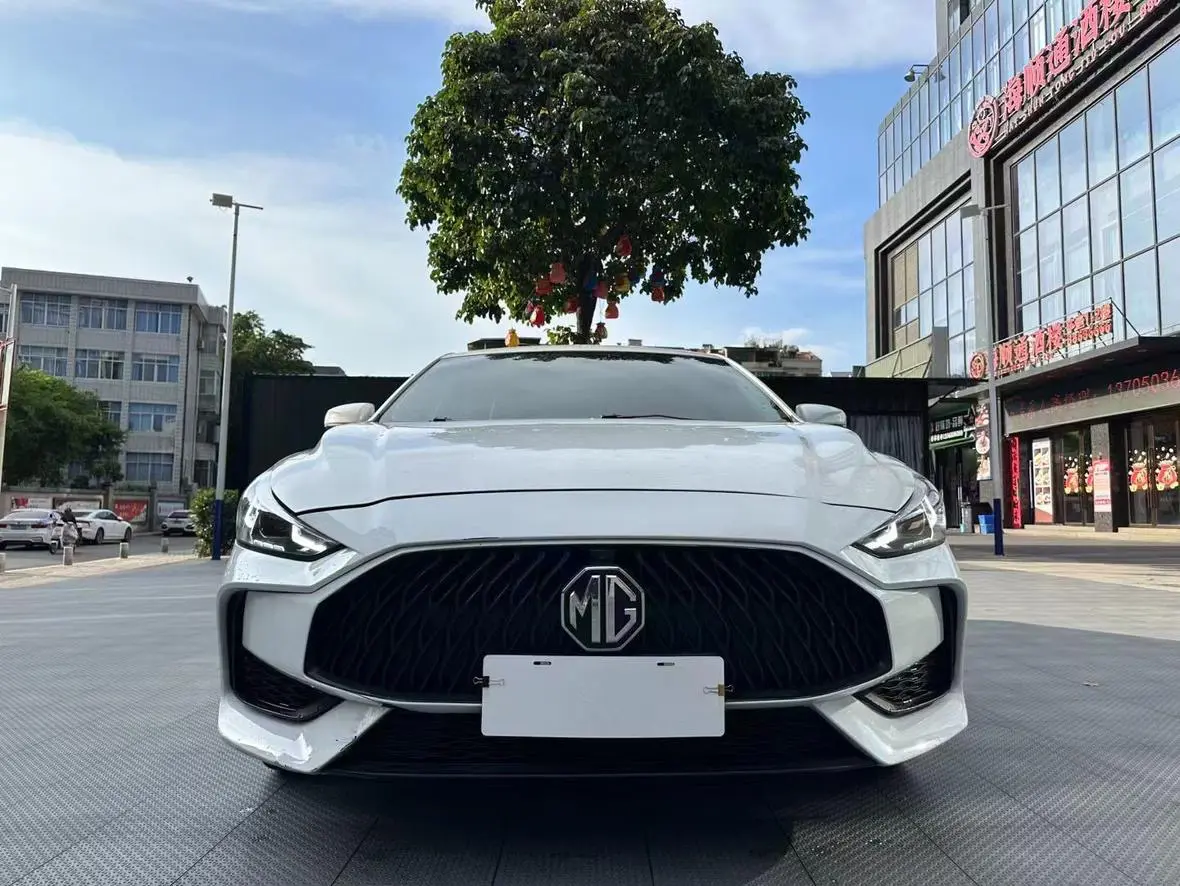 MG 5  из Китая