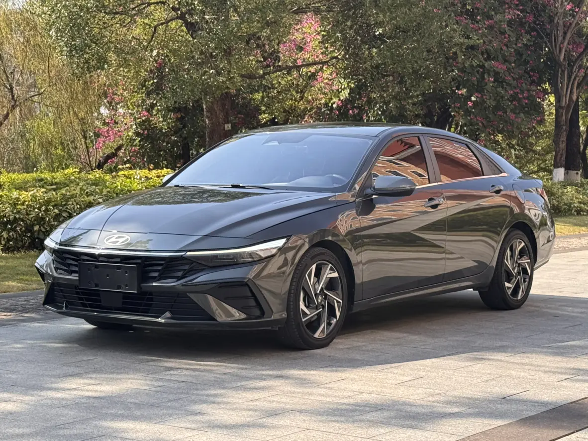 Hyundai Elantra  из Китая