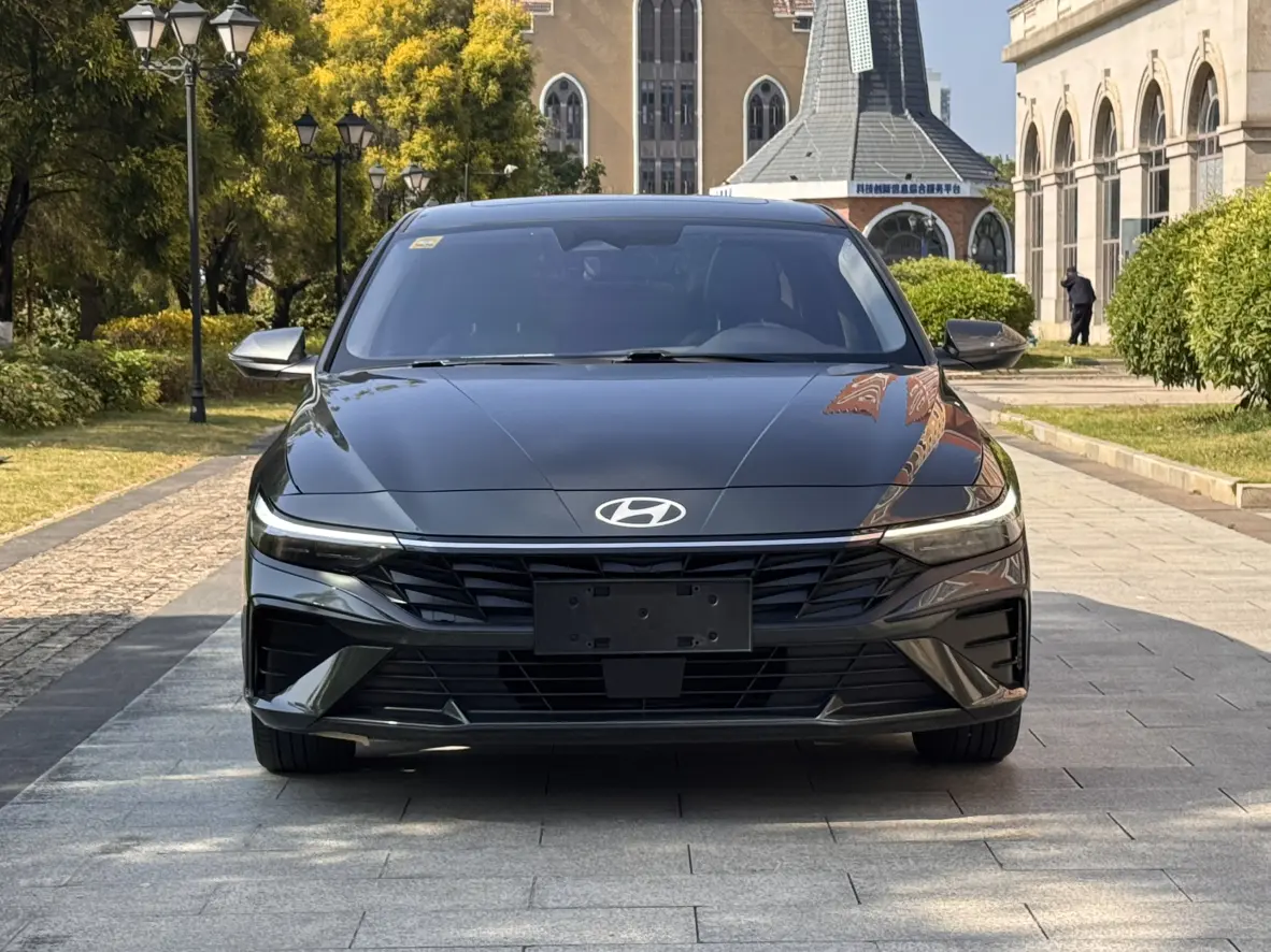 Hyundai Elantra  из Китая