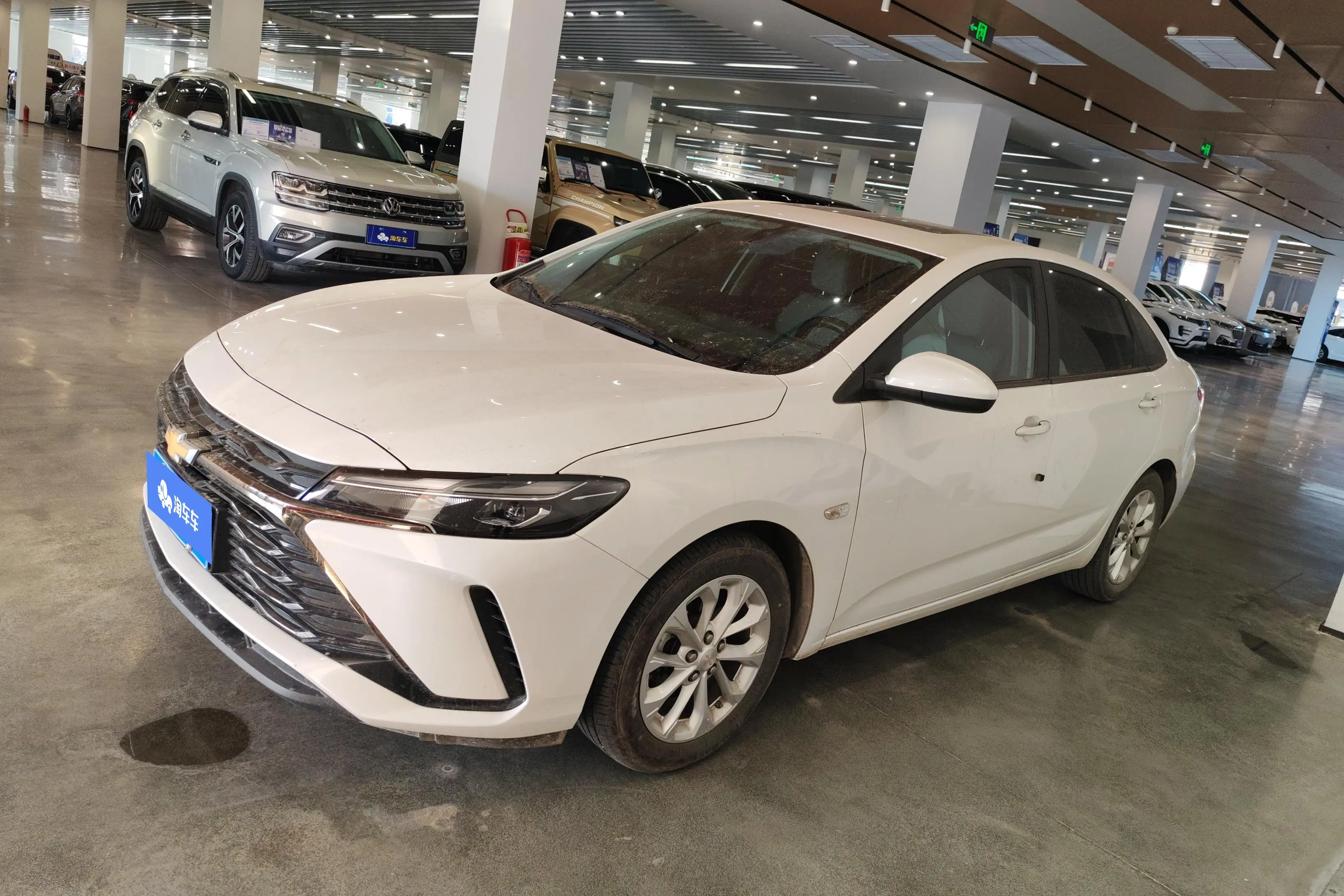 Chevrolet Monza (Cruze)  из Китая