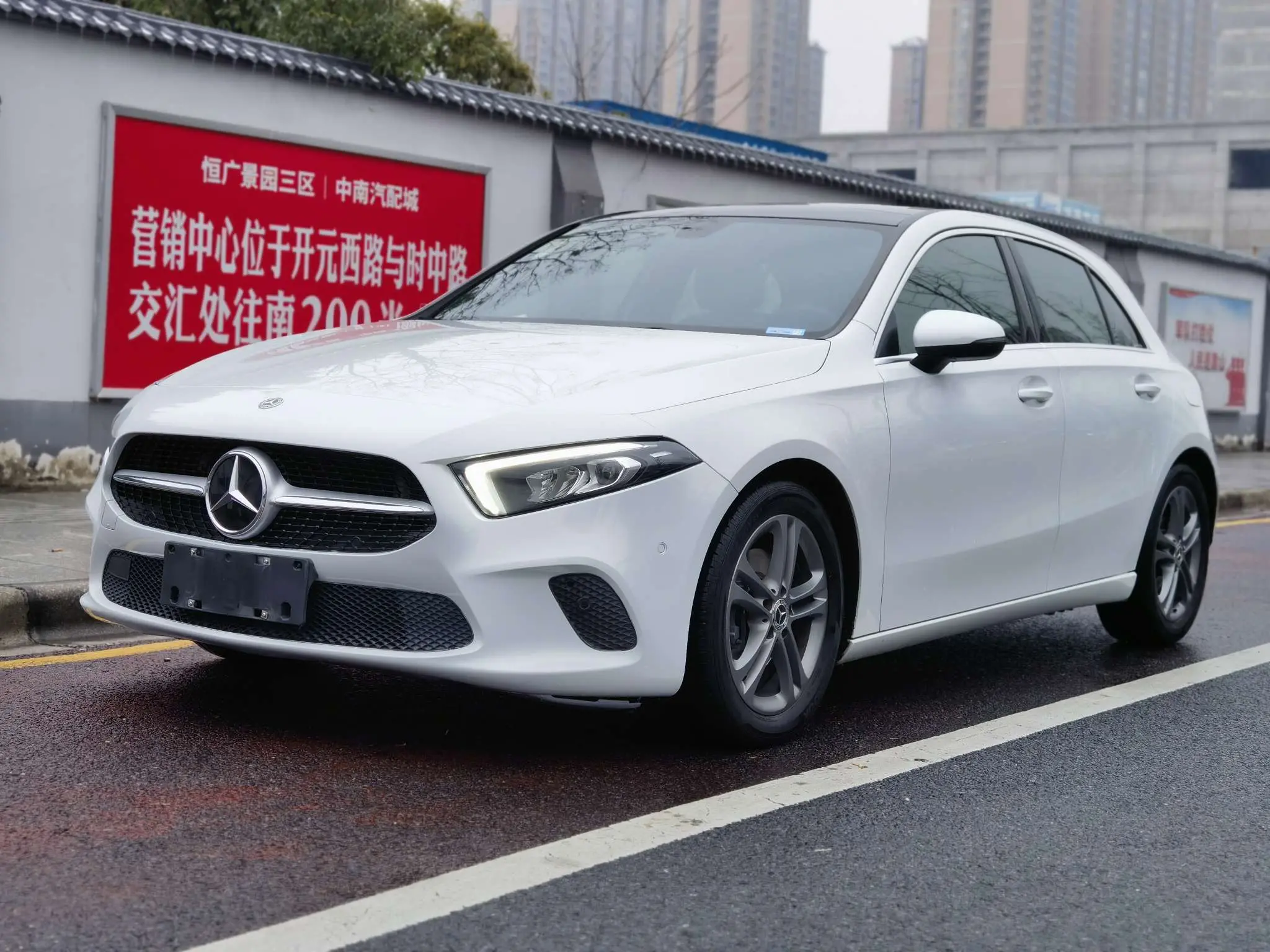 Mercedes-Benz A-Class  из Китая