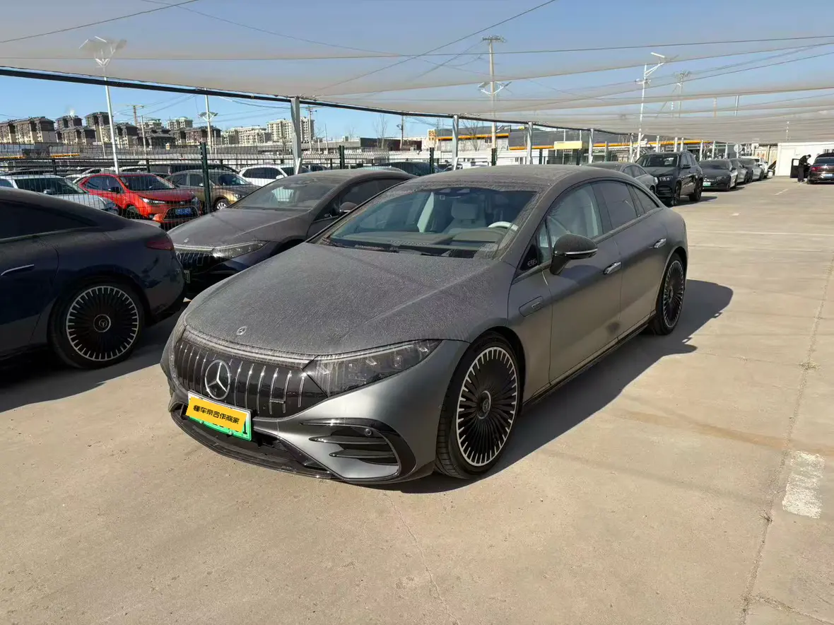 Mercedes-Benz EQS AMG  из Китая